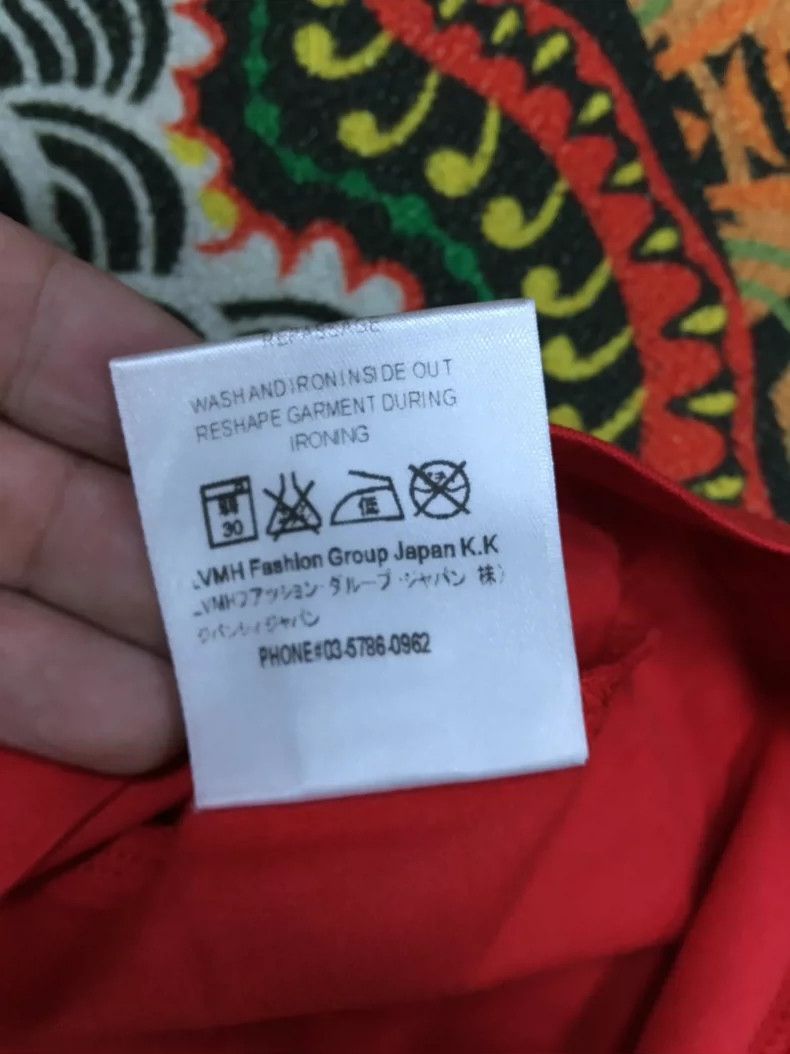 Givenchy Givenchy Men's T-shirt, size M, slight wear marks Size US M / EU 48-50 / 2 - 6 Thumbnail