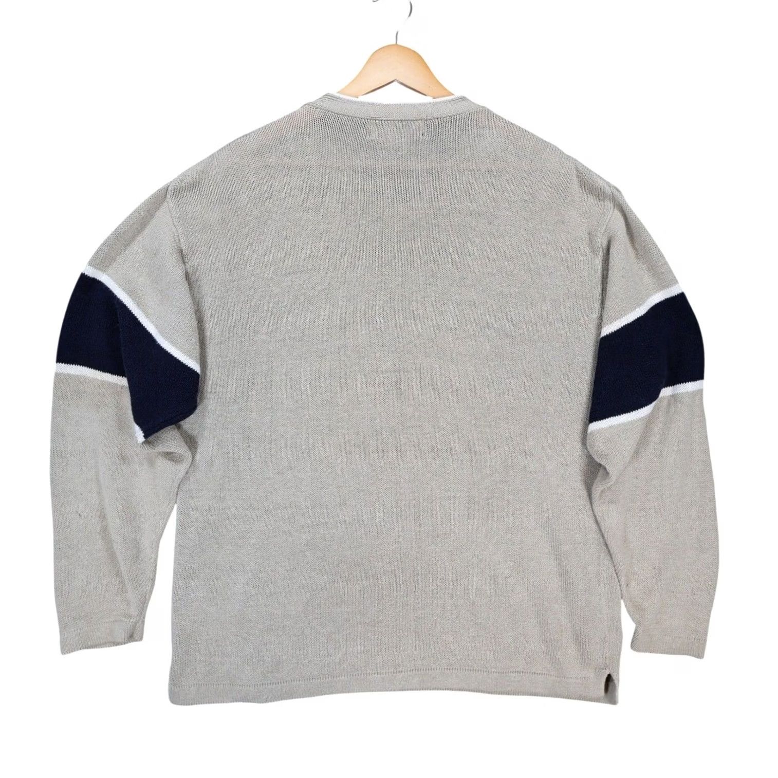 Vintage VINTAGE American Outpost Sweater Mens S Beige V-Neck Striped Sleeves Size US S / EU 44-46 / 1 - 2 Thumbnail