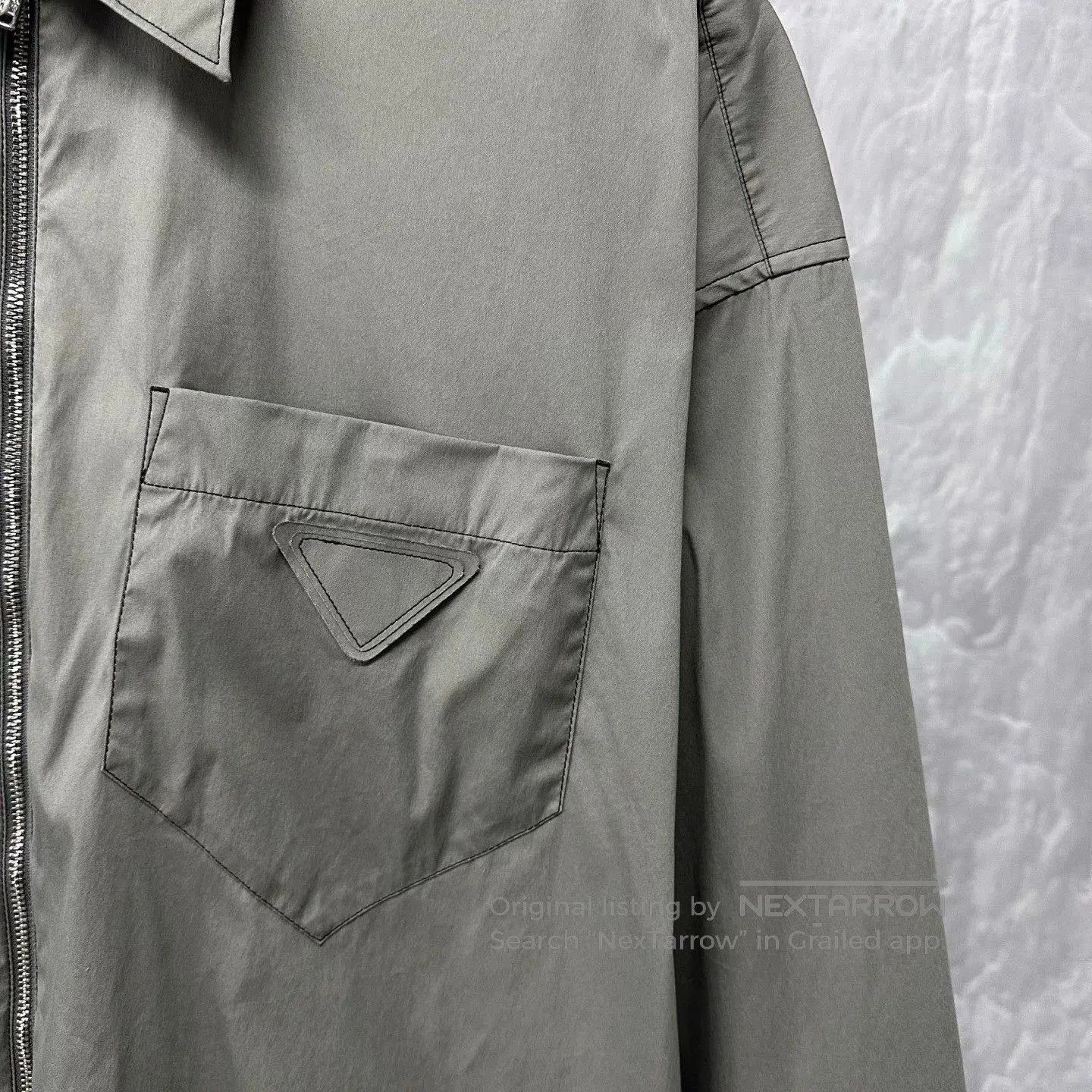 Prada prada triangle patch zip-up shirt jacket. Size US M / EU 48-50 / 2 - 3 Thumbnail