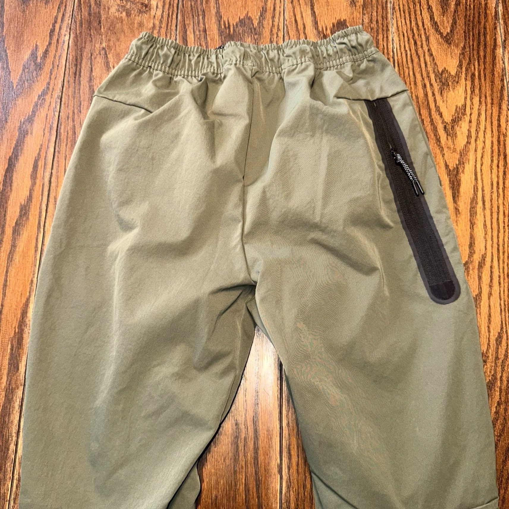 Nike Nike Sportswear Woven Tech Commuter Joggers Small Olive Drab Green CU4483-380 Size US 29 - 6 Thumbnail