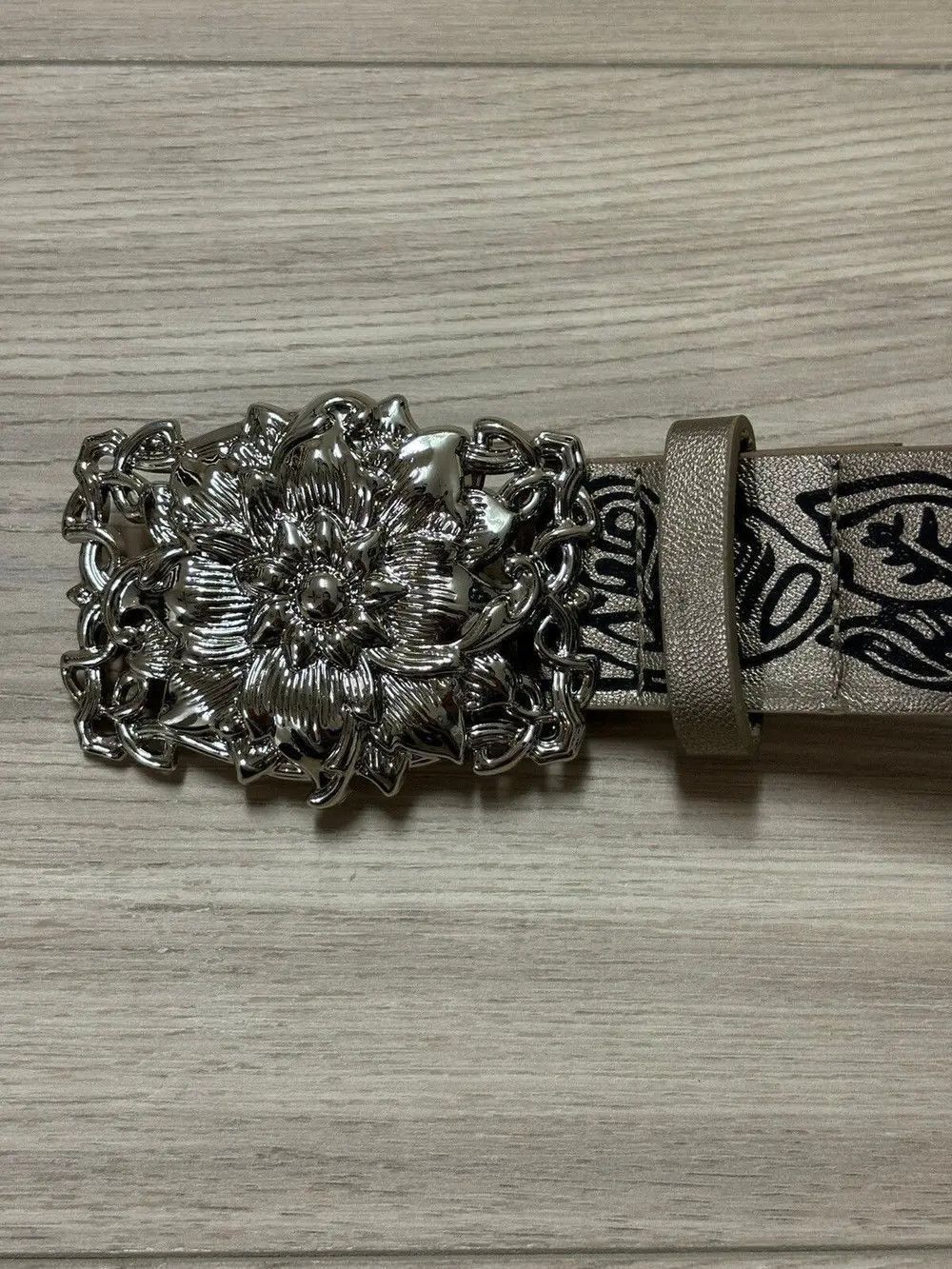 Japanese Brand Rose Buckle Belt Size ONE SIZE - 1 Thumbnail