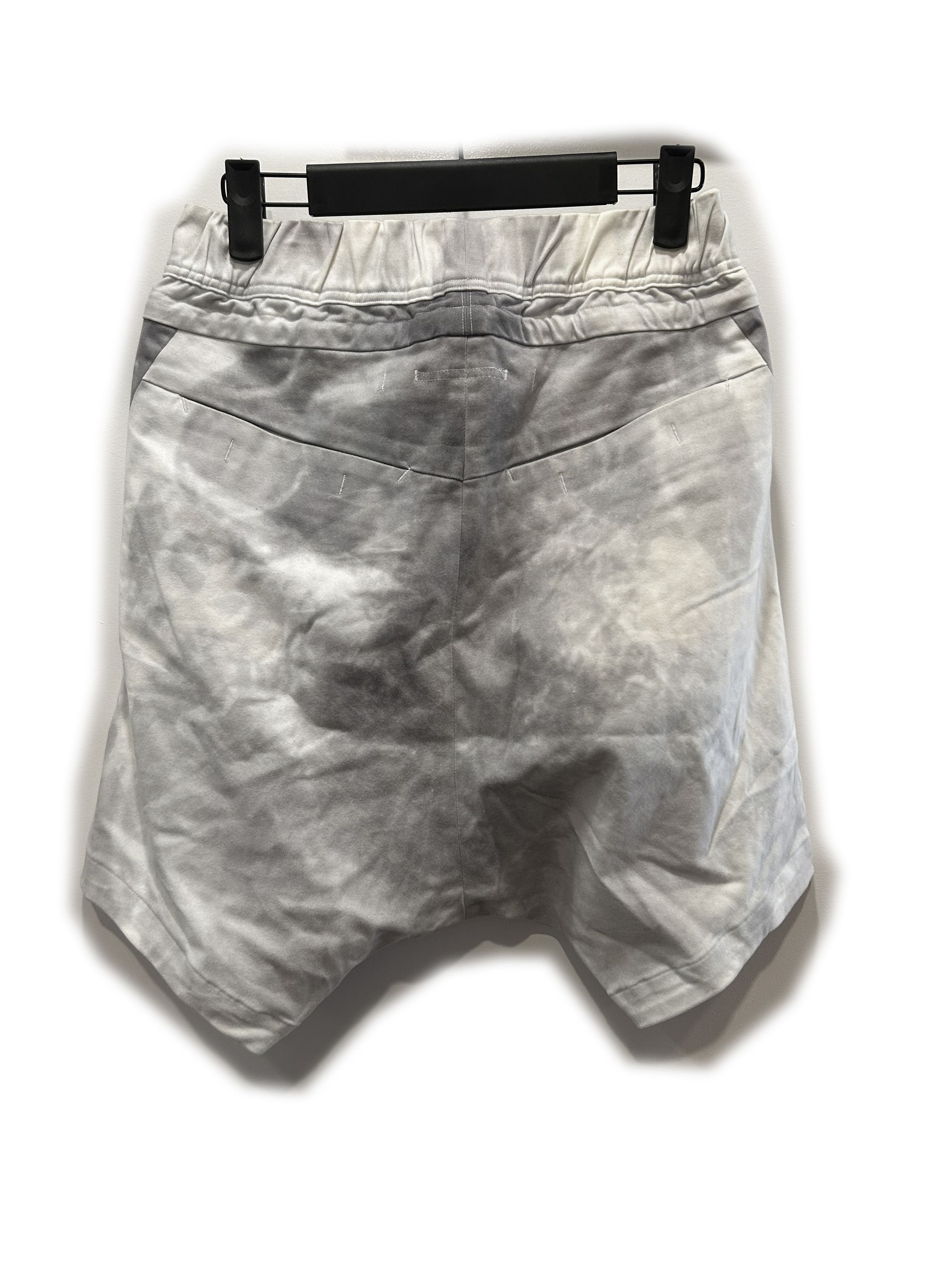 Julius Julius Gray Short Size US 28 / EU 44 - 2 Thumbnail