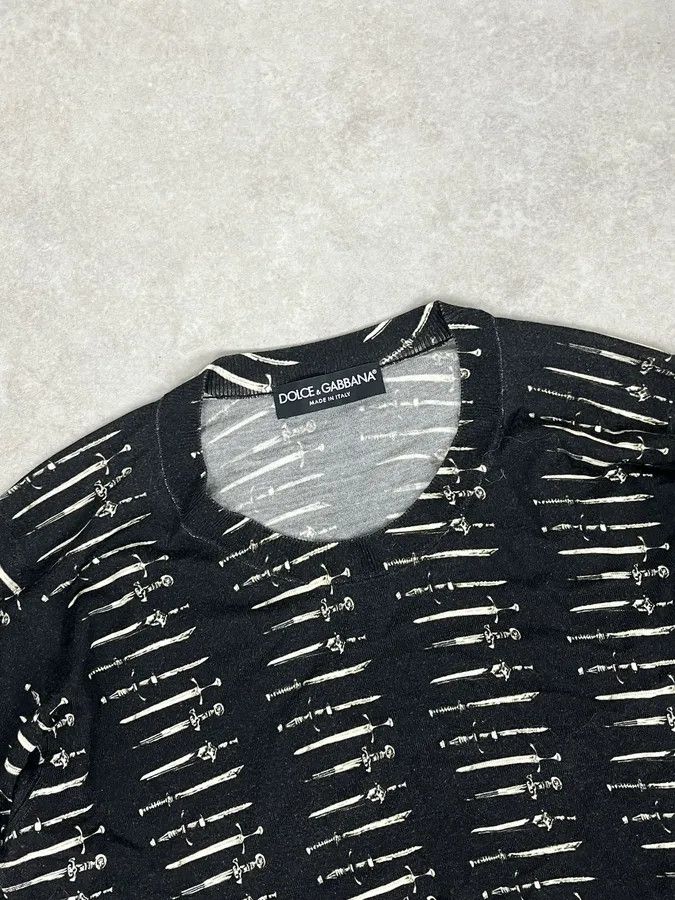 Dolce & Gabbana 2010s Dolce & Gabbana Black Sword Knight Sweater Size US S / EU 44-46 / 1 - 4 Thumbnail