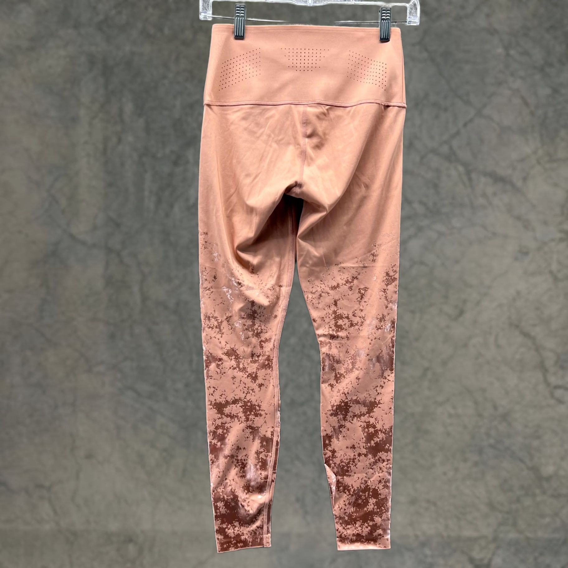 Puma Puma Leggings Womens XS Pink High Rise Printed Workout Athletic Leggings Logo Womens XS Pink High Rise Printed Leggings Nike? Size 26" / US 2 / IT 38 - 1 Thumbnail
