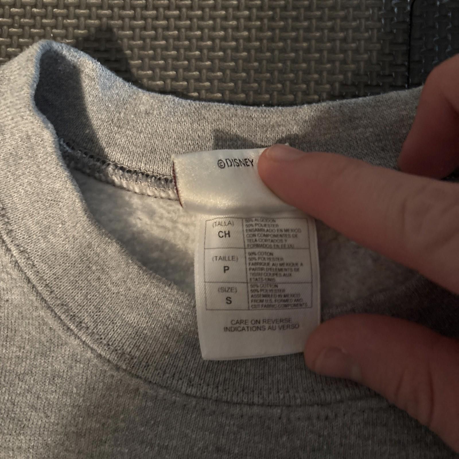 Disney Disneyland Sweatshirt Small Grey Winnie the Pooh Tiger VTG Size S / US 4 / IT 40 - 3 Thumbnail