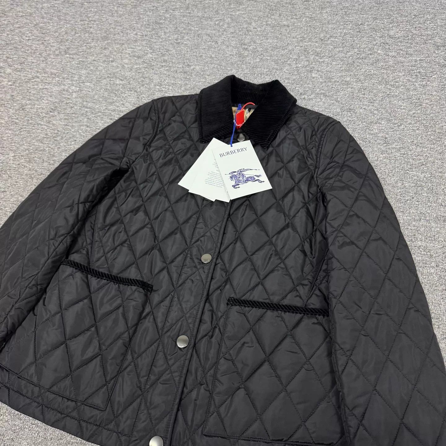 Burberry Burberry New TB Quilted Black Jacket Size S / US 4 / IT 40 - 3 Thumbnail
