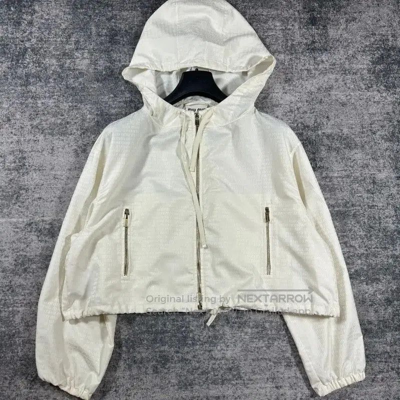 Miu Miu Miu Miu White Women's Cropped Windbreaker Jacket . Size M / US 6-8 / IT 42-44 - 1 Thumbnail