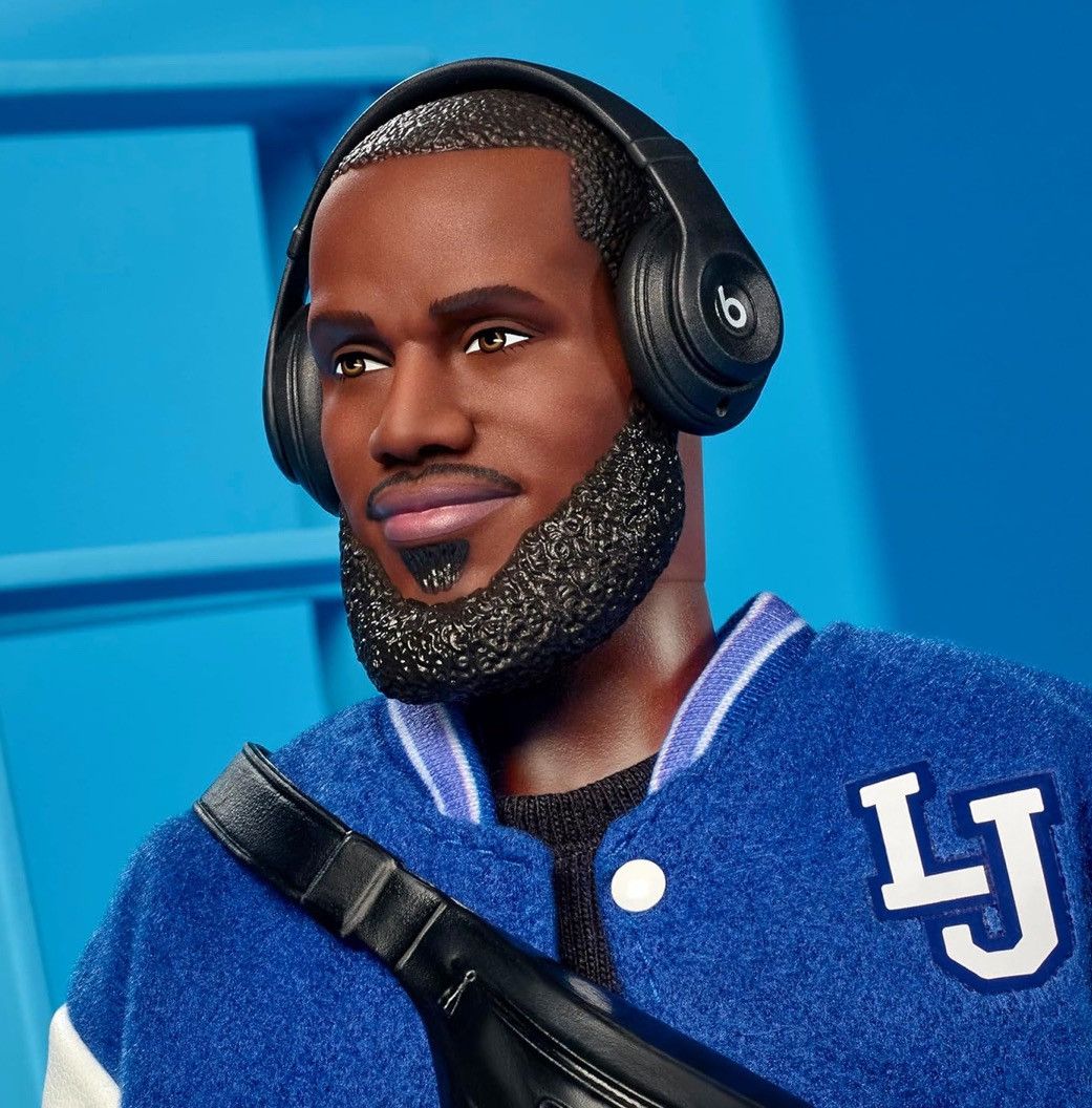 Designer Barbie Signature Lebron James Kenbassadors Doll Collectible Size ONE SIZE - 2 Thumbnail