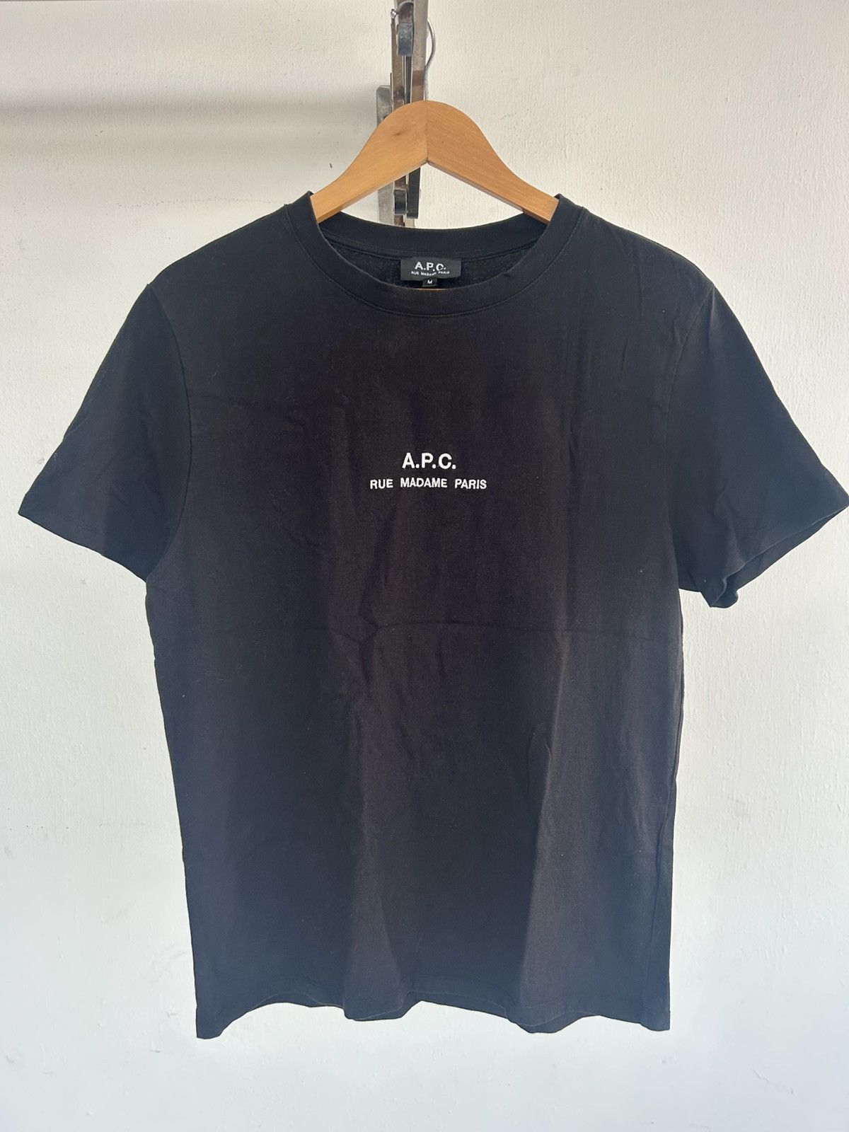 A.P.C. A.P.C Vintage Fronthit Black Tee Size US M / EU 48-50 / 2 - 1 Thumbnail