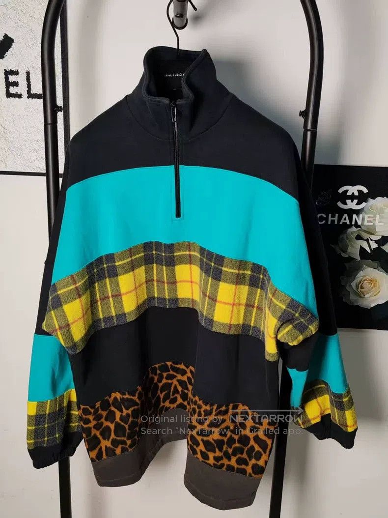 Balenciaga Balenciaga Embroidered Logo Sweatshirt Size US XXS / EU 40 - 1 Thumbnail