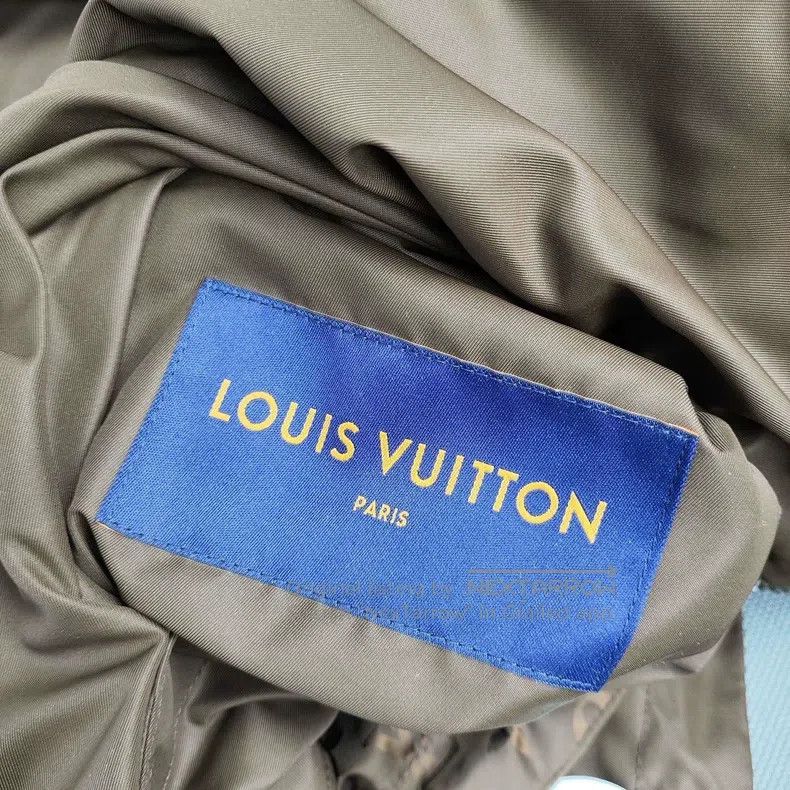 Louis Vuitton Louis Vuitton Full print reversible jacket Size US M / EU 48-50 / 2 - 3 Thumbnail