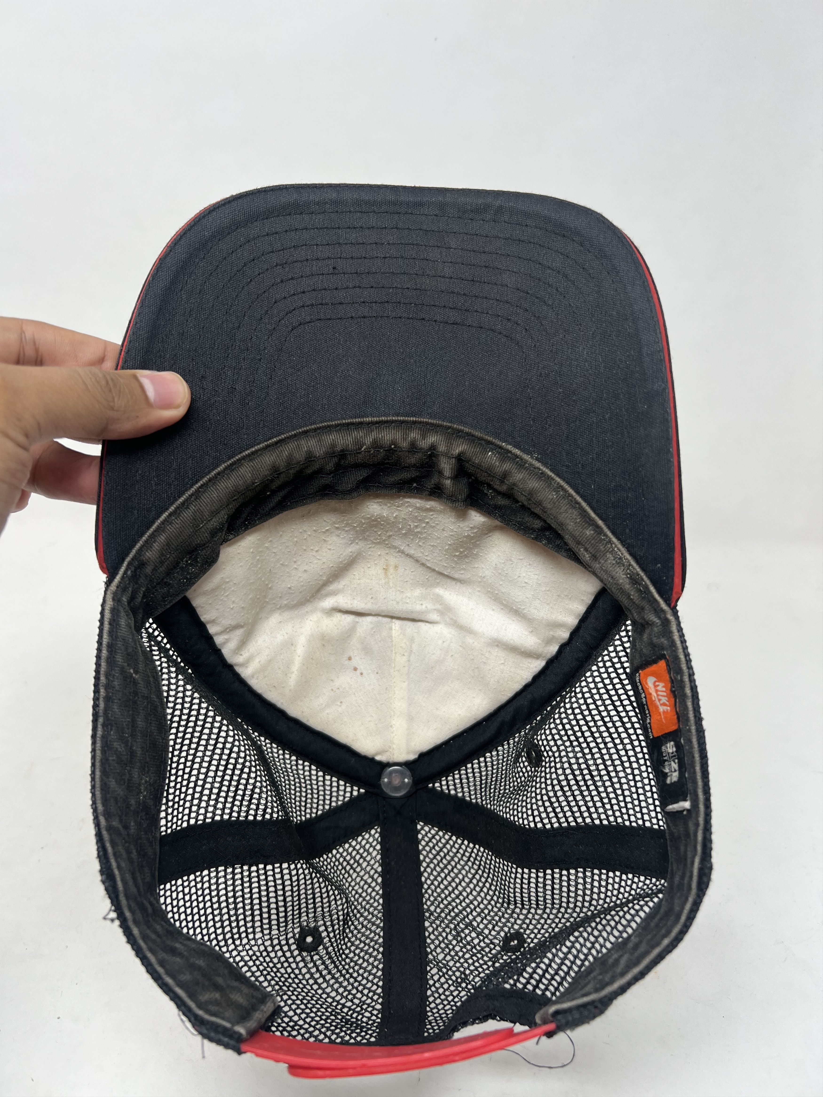 Nike Nike Swoosh Trucker Hat Size ONE SIZE - 11 Thumbnail