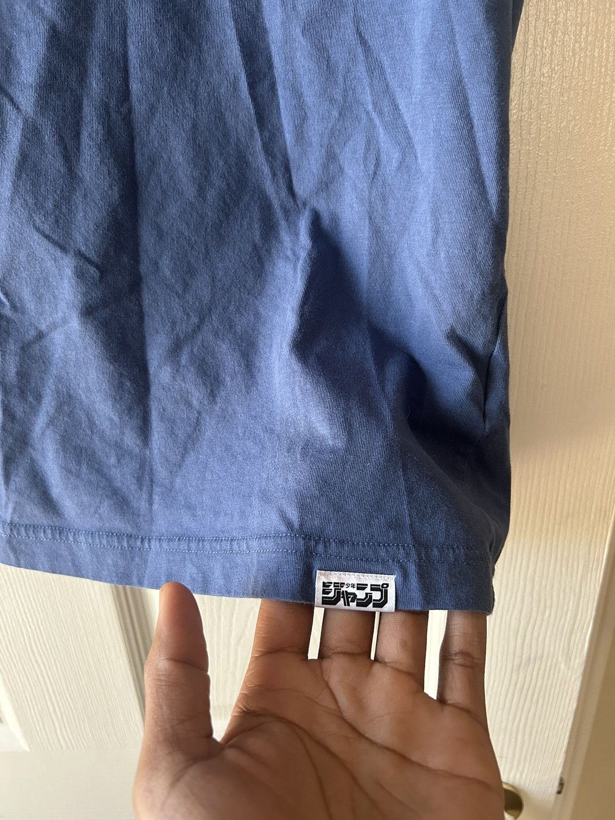 Uniqlo Uniqlo x Shonen Jump Size US M / EU 48-50 / 2 - 2 Thumbnail