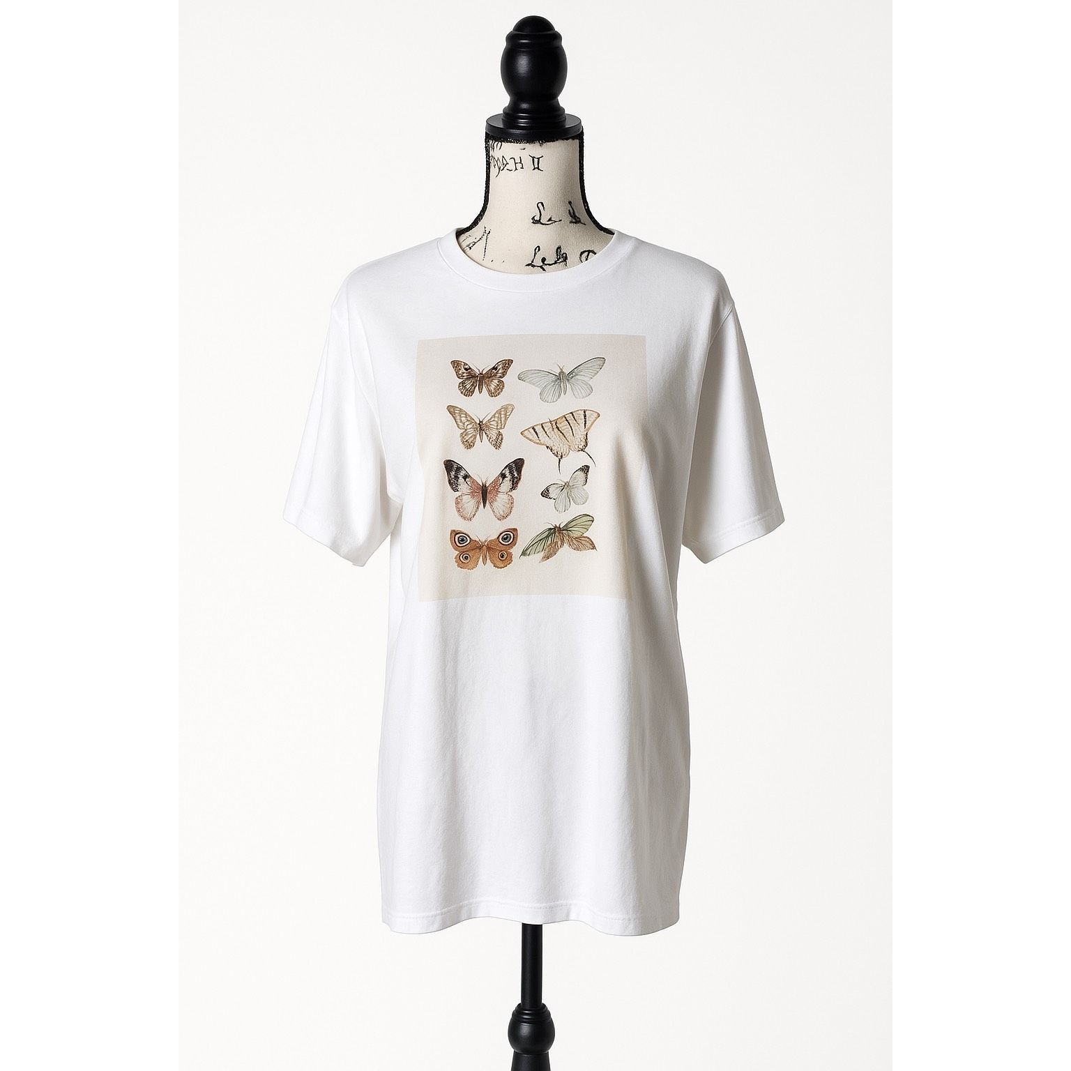 Fruit Of The Loom Vintage Fruit of the Loom Butterfly Graphic Tee White Cotton Size XL / US 12-14 / IT 48-50 - 1 Thumbnail