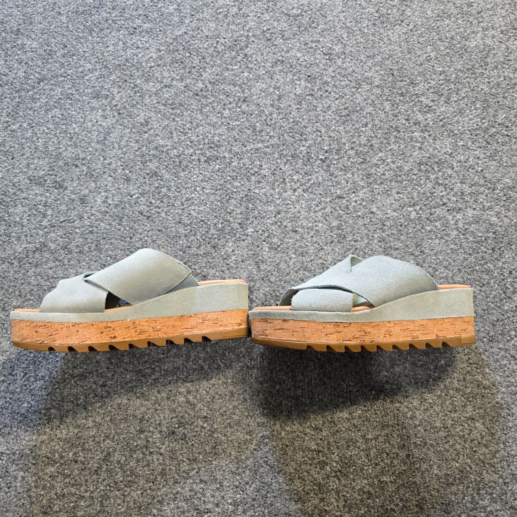 SOREL Sorel Cameron Sandal Womens 6 Blue Suede Flatform Slide Platform Casual Resort Slip On Leather Rubber Comfort Summer Spring Womens Size US 4 / IT 34 - 7 Thumbnail