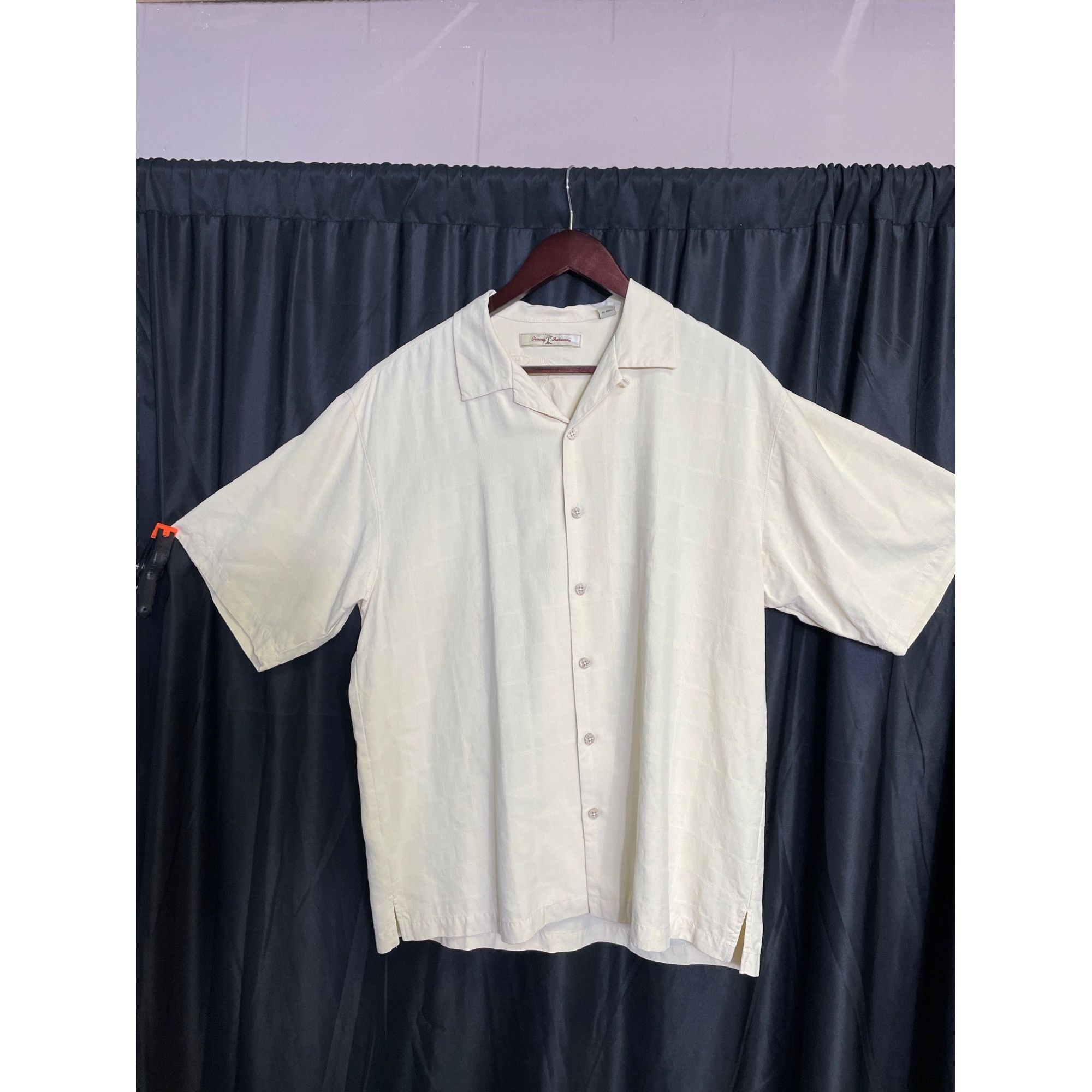 Tommy Bahama Tommy Bahama Mens Yellow All Silk Button Down Dress Shirt Si Size US L / EU 52-54 / 3 - 1 Thumbnail
