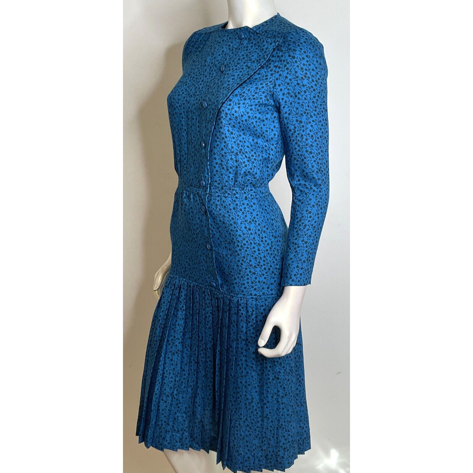 Valentino Vintage Valentino Boutique Blue Floral Wool Dress 10 Pleated Size L / US 10 / IT 46 - 4 Thumbnail