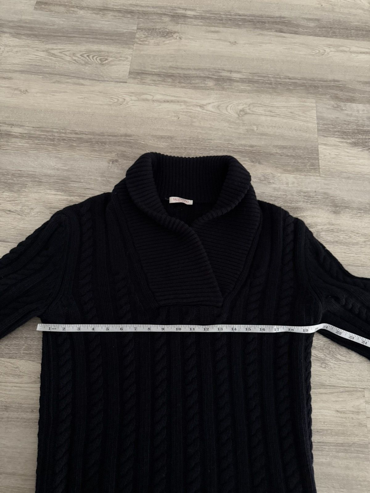 Valentino Valentino Garavani cable-knit virgin wool jumper medium Size US M / EU 48-50 / 2 - 8 Thumbnail