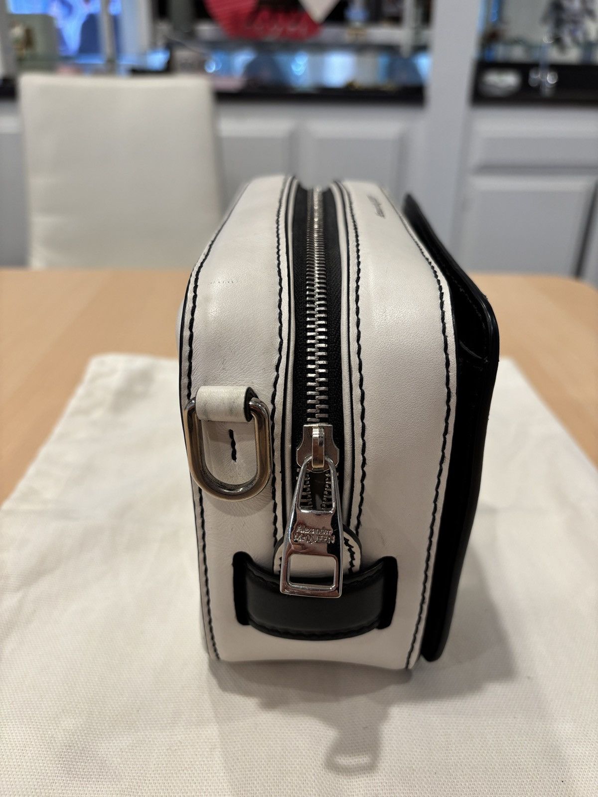 Alexander McQueen Alexander McQueen “The Myth” Bag Size ONE SIZE - 7 Thumbnail