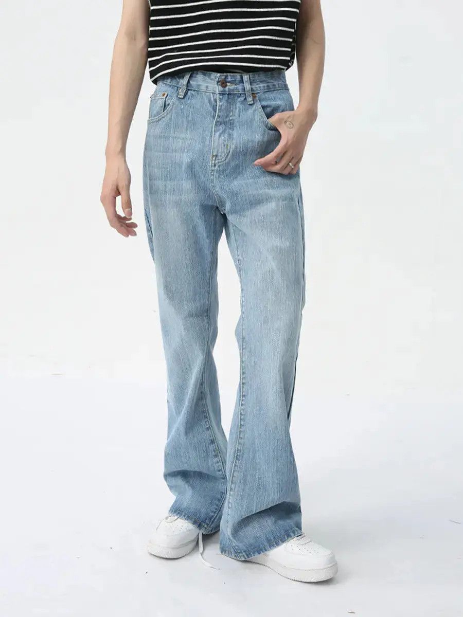 Japanese Brand Retro loose light colored micro flared jeans Size US 30 / EU 46 - 2 Thumbnail
