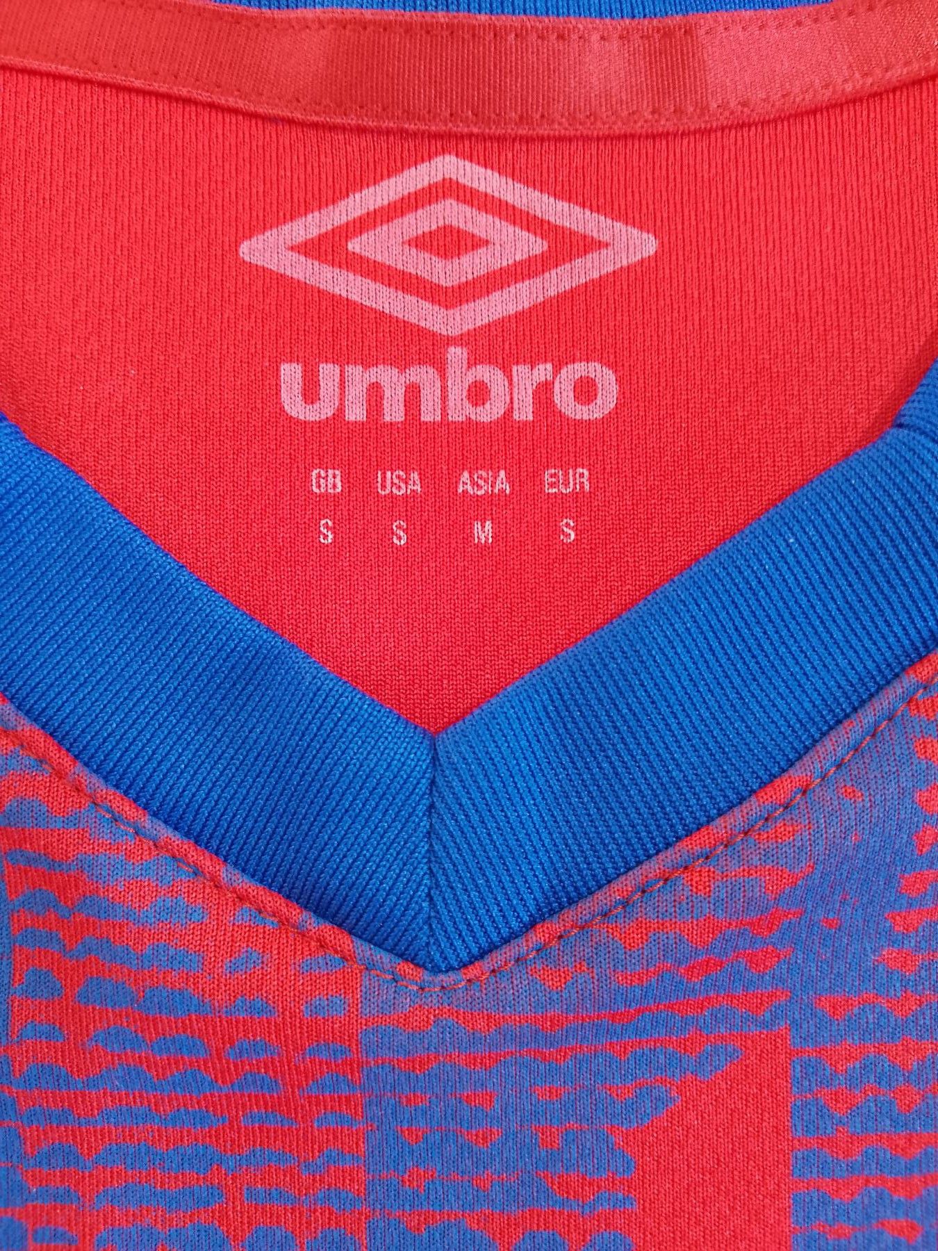 Umbro Blackburn Rovers 2020-2021 away jersey - Umbro - Size S Size US S / EU 44-46 / 1 - 13 Thumbnail