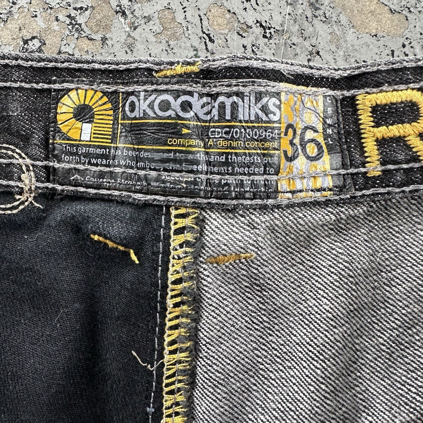 Akademiks Vintage Y2K Akademiks Faded Black Patchwork Denim Jeans Size US 36 / EU 52 - 7 Thumbnail