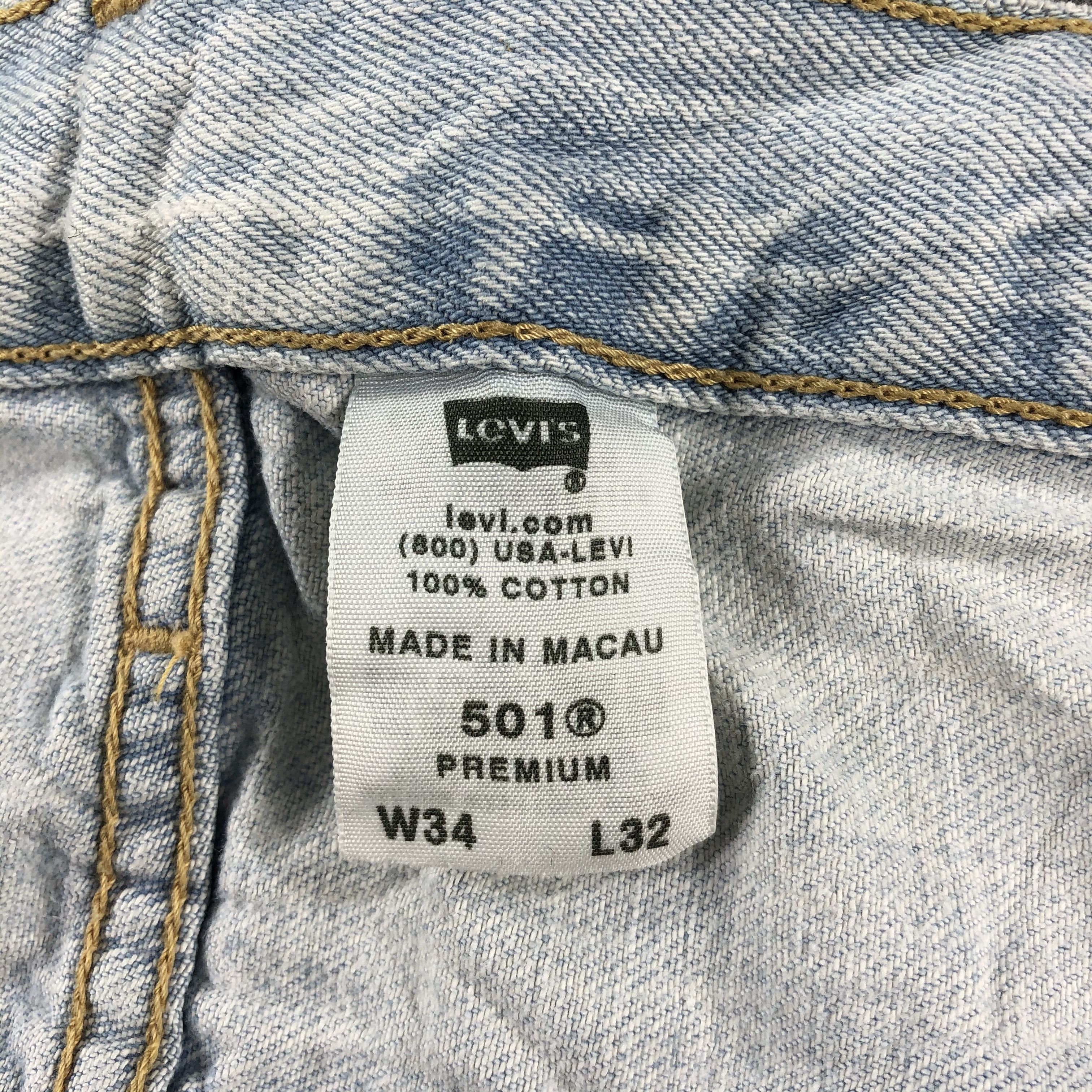 Levi's Vintage Light Wash Levis 501 Jeans-J2658 Size US 33 - 15 Thumbnail