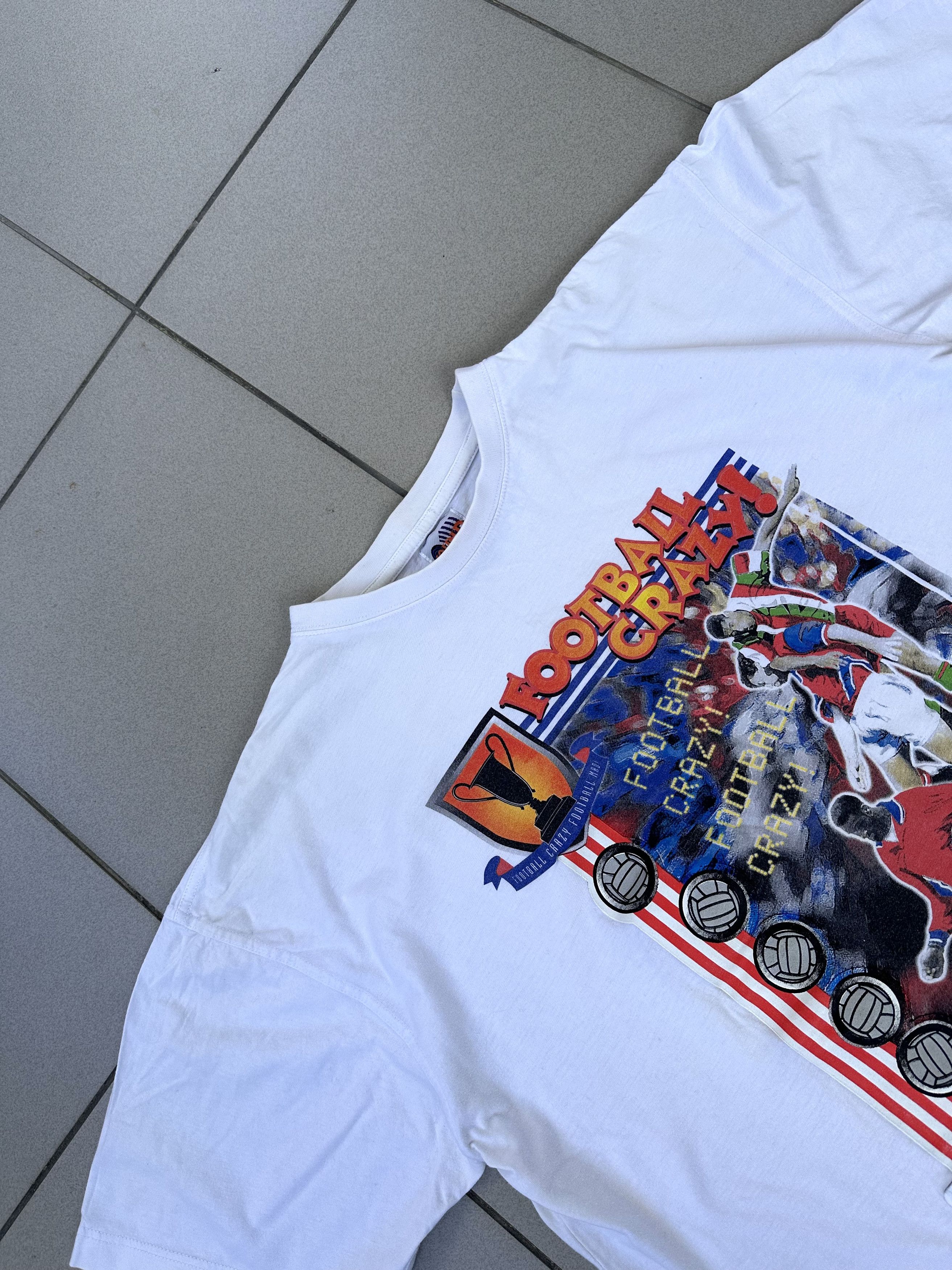 Vintage Vintage Football Crazy t-shirt usa 90s 80s Size US L / EU 52-54 / 3 - 3 Thumbnail