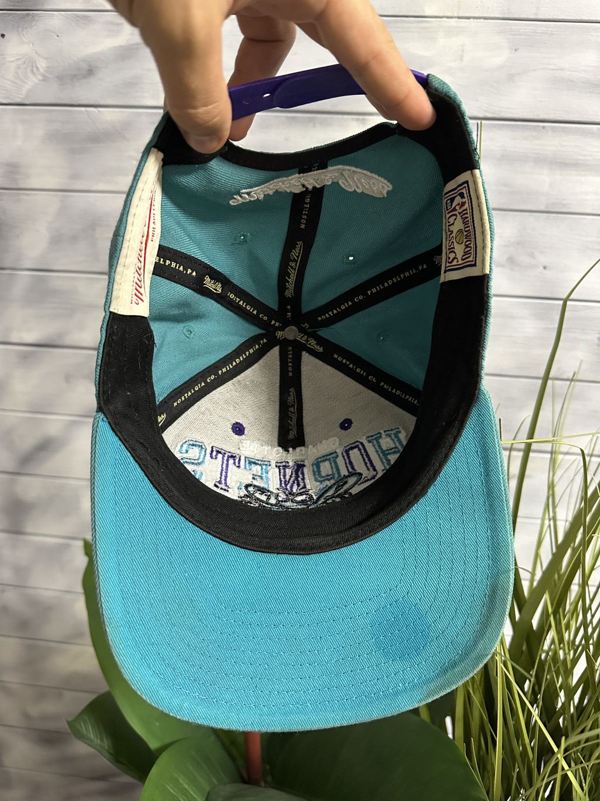 NBA Rare Vintage Cap Charlotte Hornets NBA 100% Wool Size ONE SIZE - 8 Thumbnail