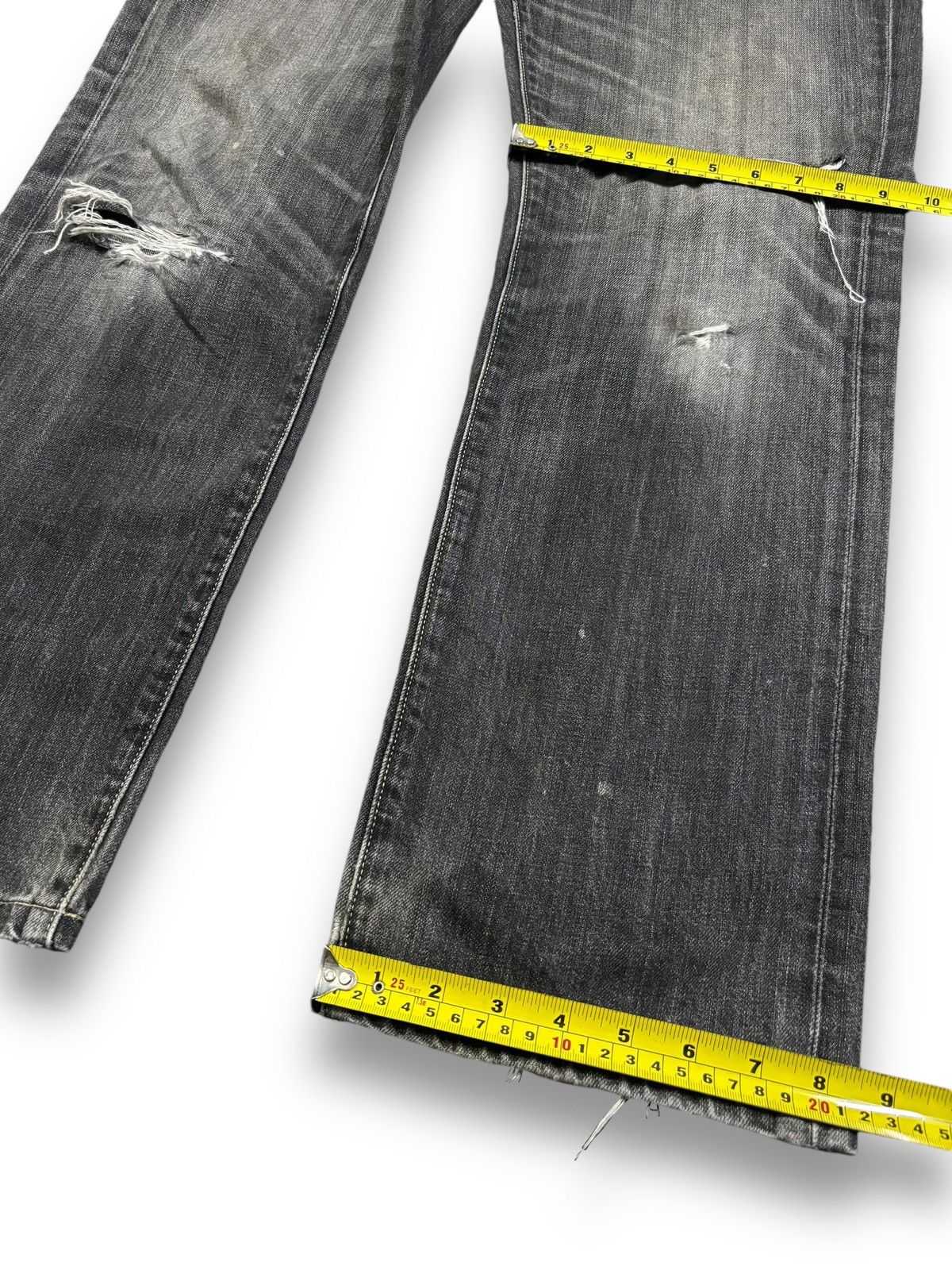 Undercover × Uniqlo Vintage Uniqlo UJ Faded Wash Loose Distressed Grunge Jeans Size US 36 / EU 52 - 17 Thumbnail