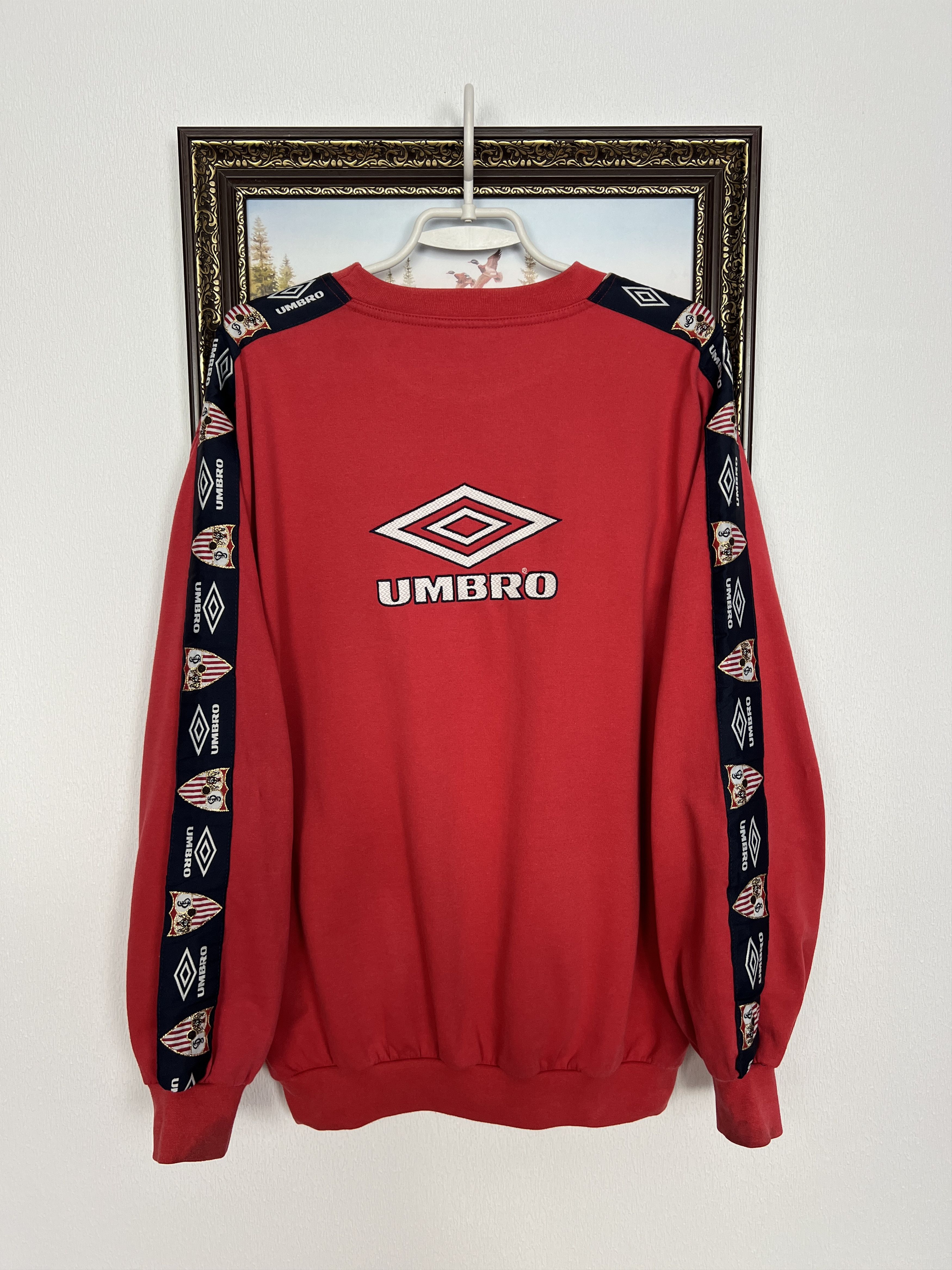 Umbro Vintage Sevilla Football Sweatshirt Red Soccer Crewneck Size US L / EU 52-54 / 3 - 9 Thumbnail