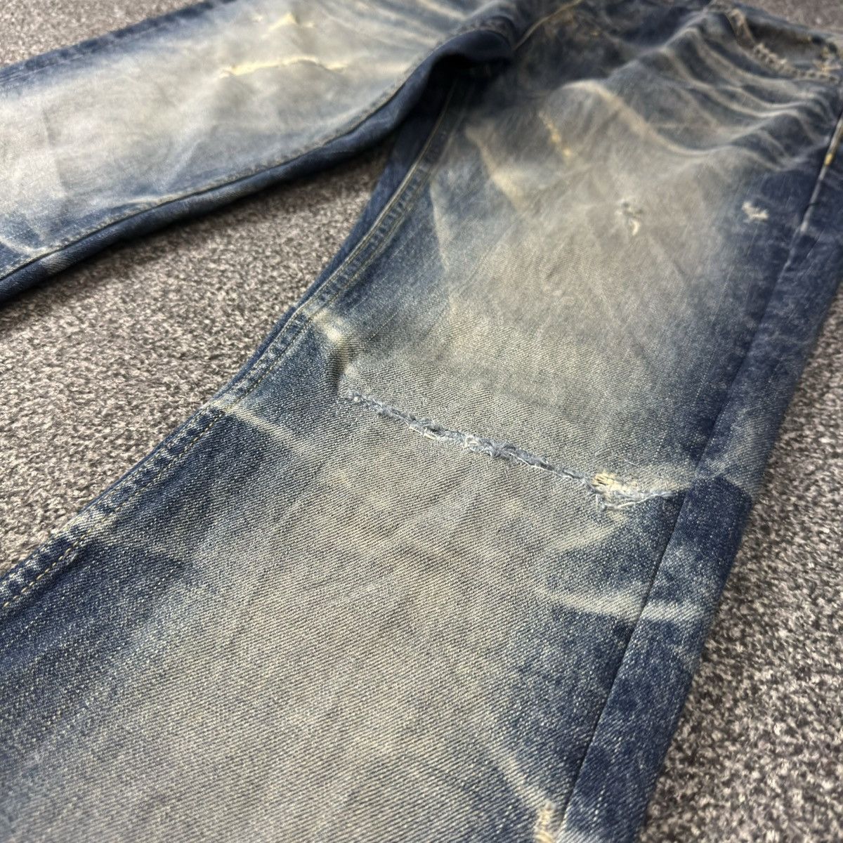 Tornado Mart Flared 🔥🇯🇵 Vintage 90s Diggity Distressed Whisker Jeans Denim Size US 32 / EU 48 - 7 Thumbnail