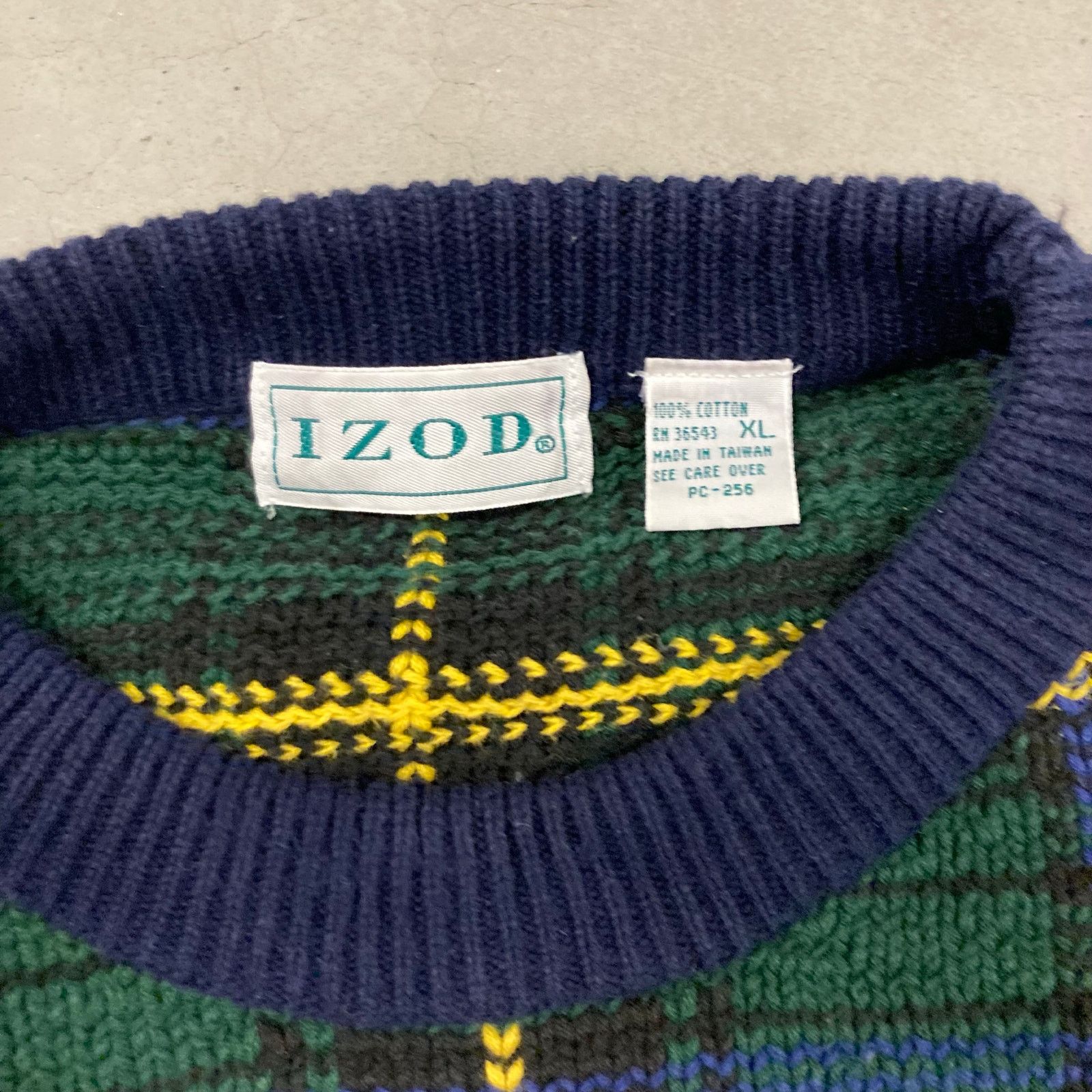 Izod × Vintage vintage Izod patterned sweater Size US XL / EU 56 / 4 - 4 Thumbnail