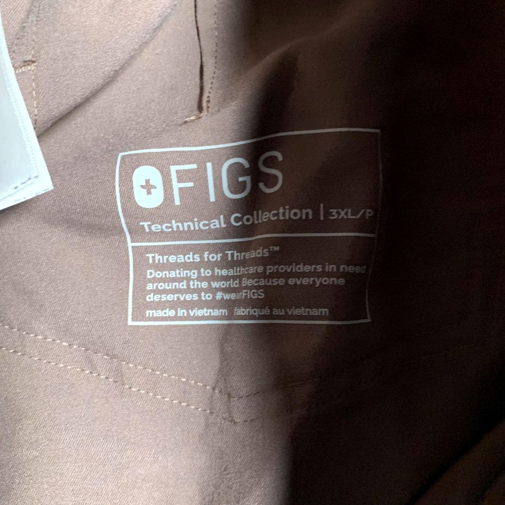 Vintage FIGS Technical Collection Jogger Scrub Pants Womens 3XL Petite Brown Zip Pocket Size 40" / US 18 - 6 Thumbnail