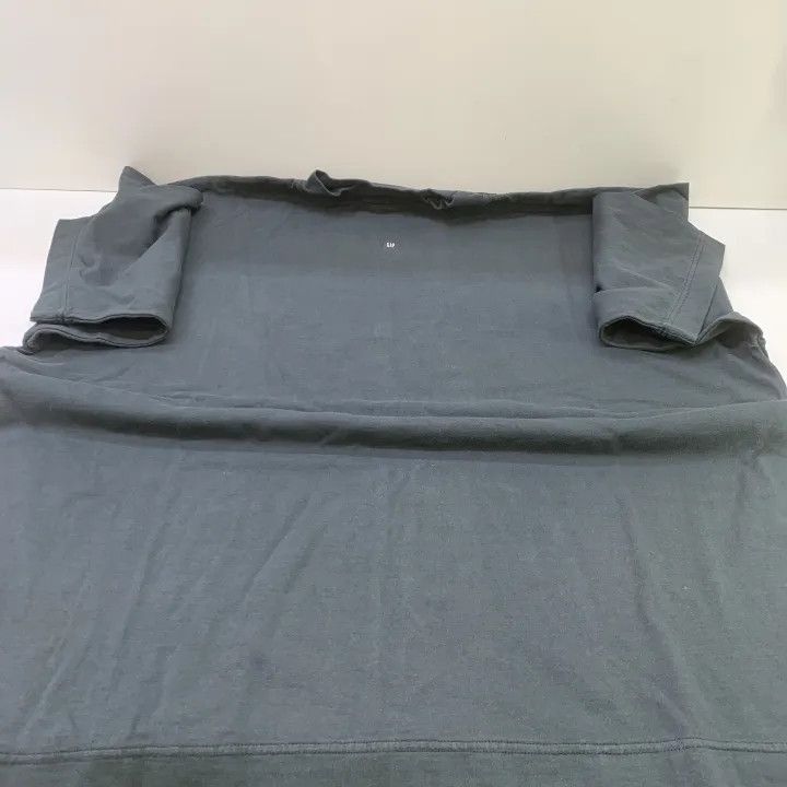 Balenciaga Balenciaga Yeezy x Gap x Balenciaga 3/4 Sleeve Tee -2507 Size US S / EU 44-46 / 1 - 3 Thumbnail