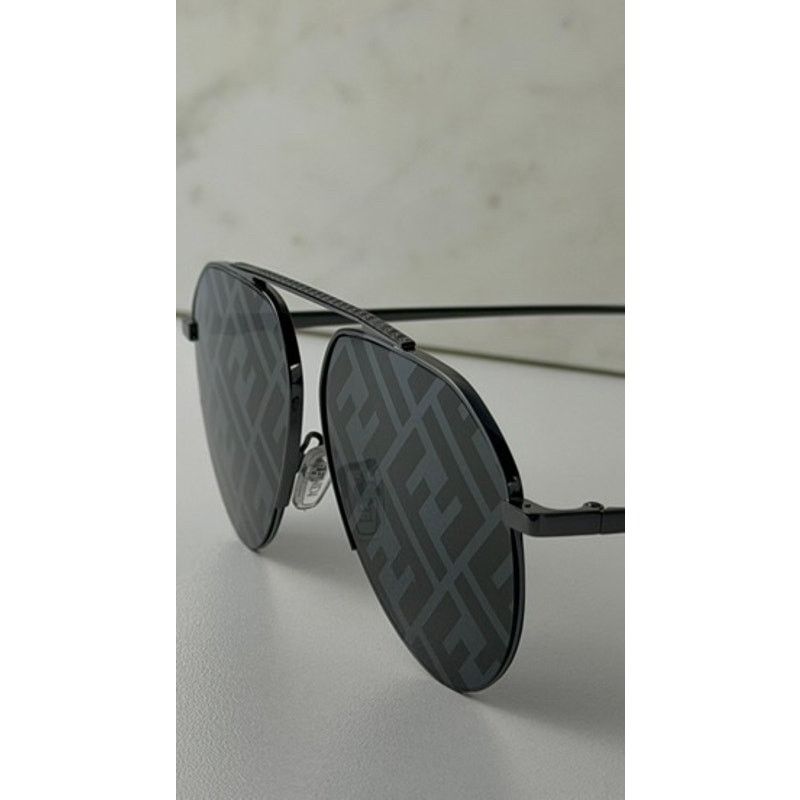 Fendi NEW Fendi FE40061U Silver Logo Mirror Aviator Sunglasses Size ONE SIZE - 3 Thumbnail