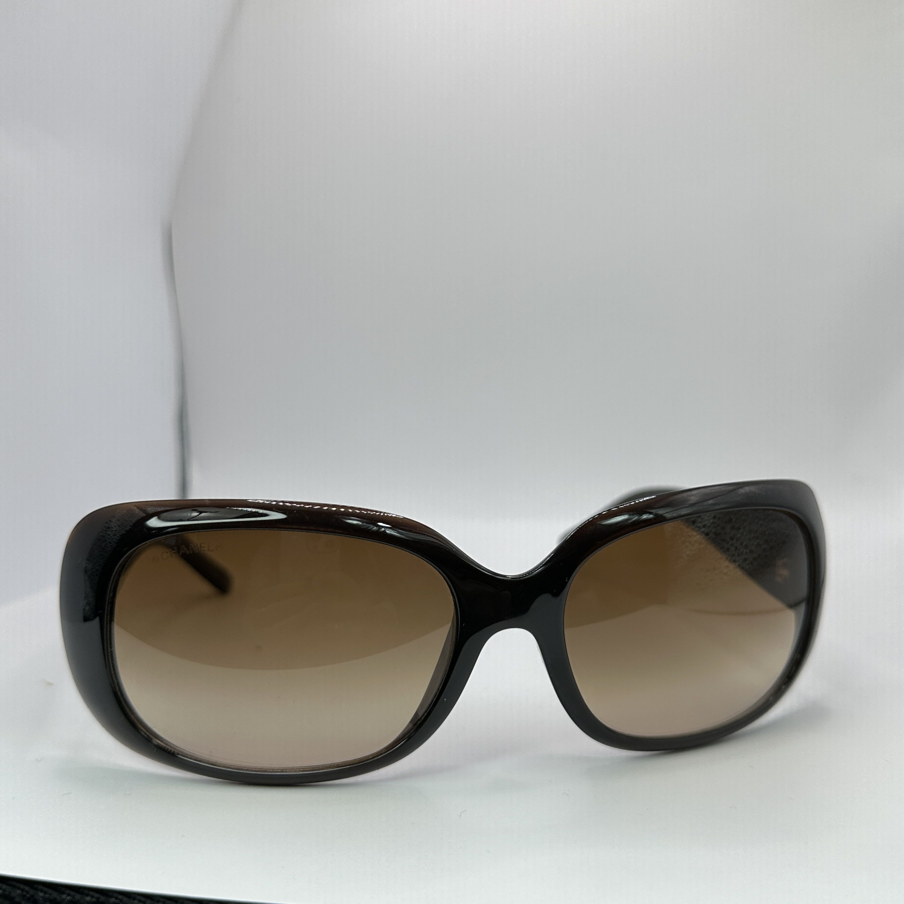 Chanel × Vintage Vintage Chanel Swarovski Crystal CC Logo 00s Sunglasses Size ONE SIZE - 3 Thumbnail