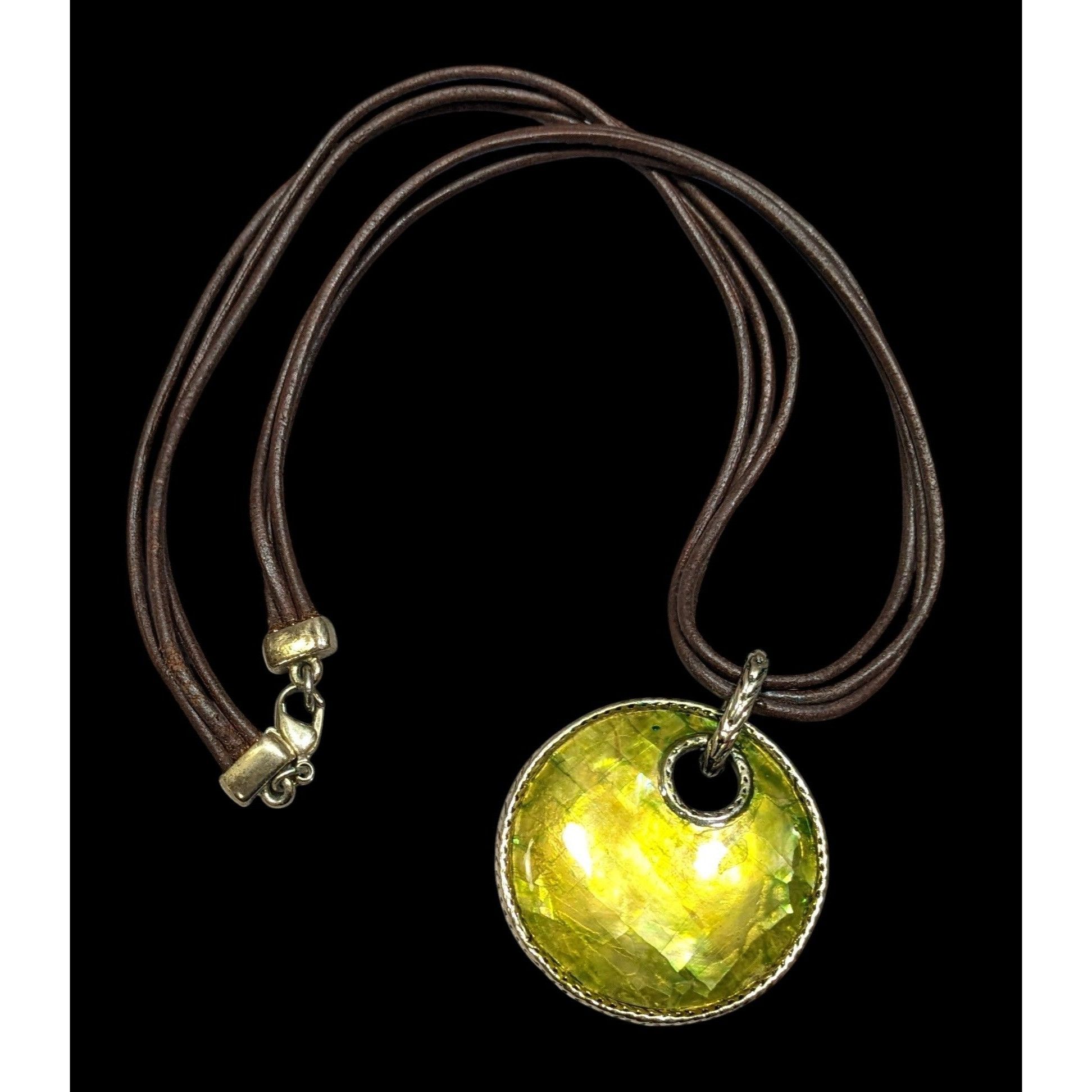 Monet Vintage Monet Bohemian Shell Mosaic Yellow Medallion Pendant Size ONE SIZE - 1 Thumbnail