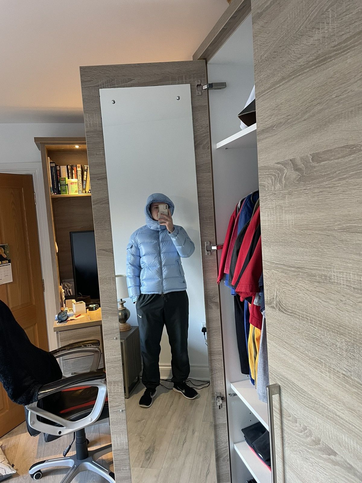 専用。MONCLER ボンバージャケット ライトブルー BOSS logo print cotton T-shirt - Light blue Down jacket from