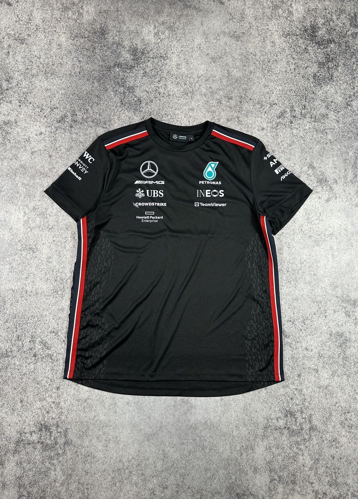 Mercedes-Benz F-1 Mercedes Benz AMG Polo Petronas Racing Logo Rare XL USA Size US XL / EU 56 / 4 - 1 Thumbnail