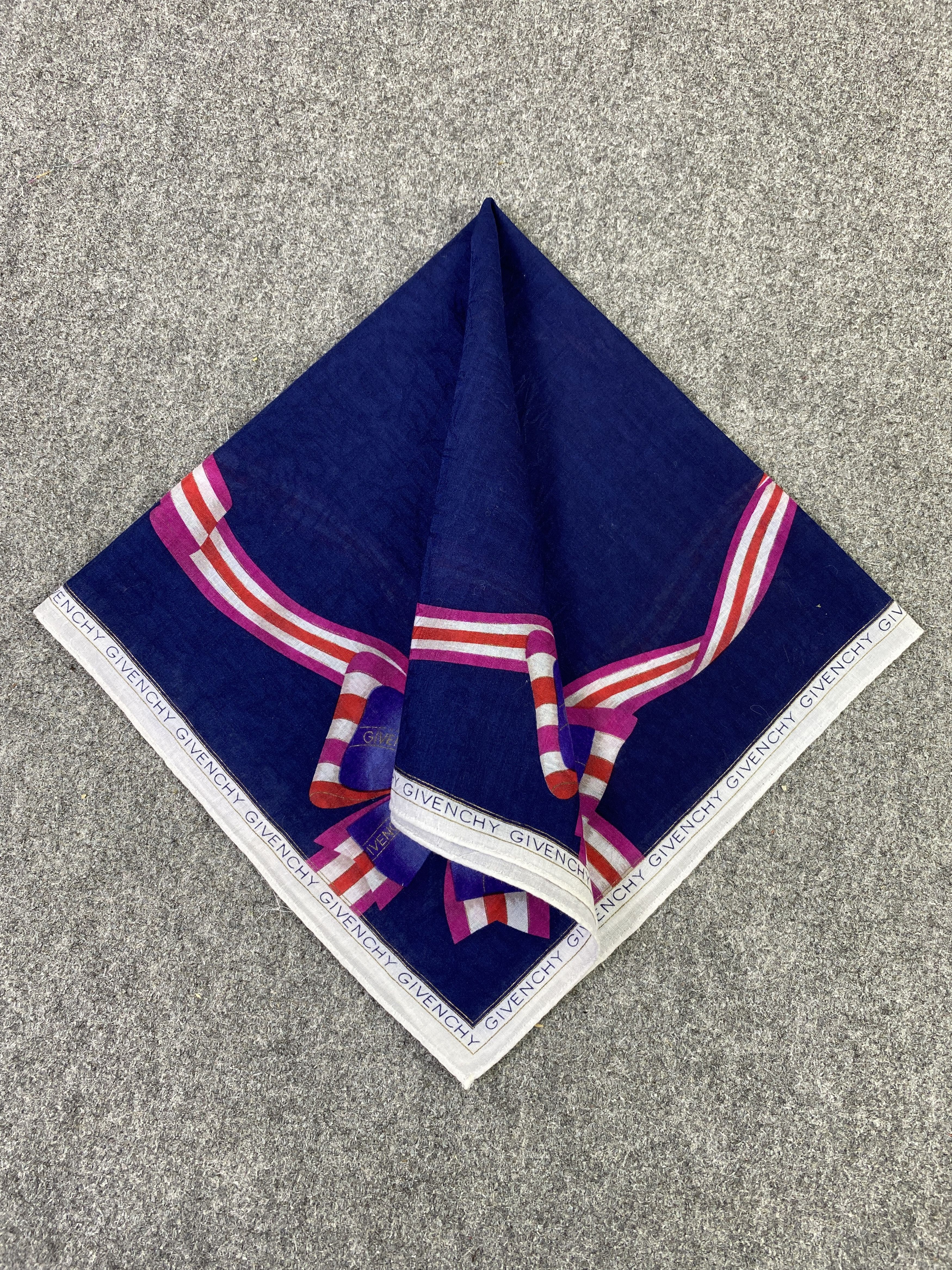 Givenchy Vintage Givenchy Handkerchief / Neckerchief KT0216 Size ONE SIZE - 3 Thumbnail