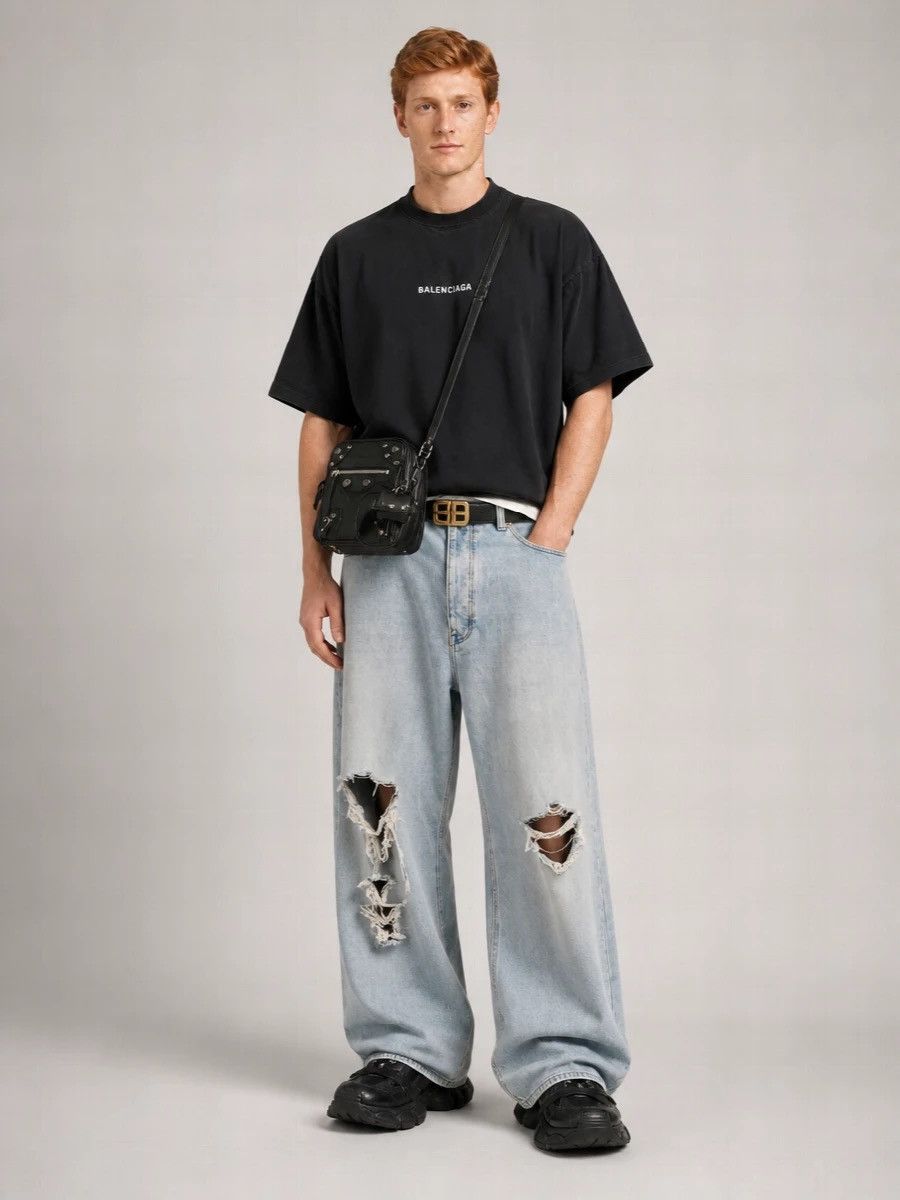 Balenciaga Balenciaga Distressed Ripped Baggy Jeans Size US 36 / EU 52 - 2 Thumbnail