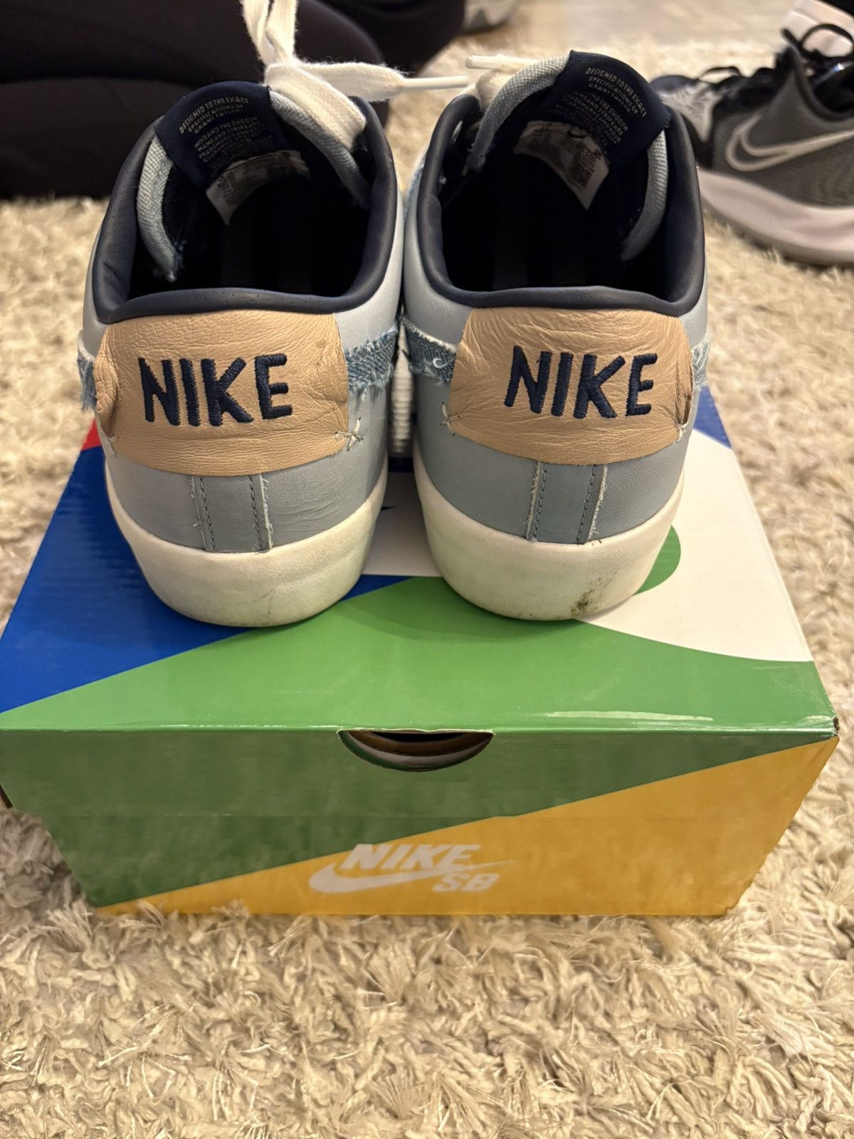 Nike SB Zoom Blazer Low Pro GT PRM Size US 11 / EU 44 - 5 Thumbnail