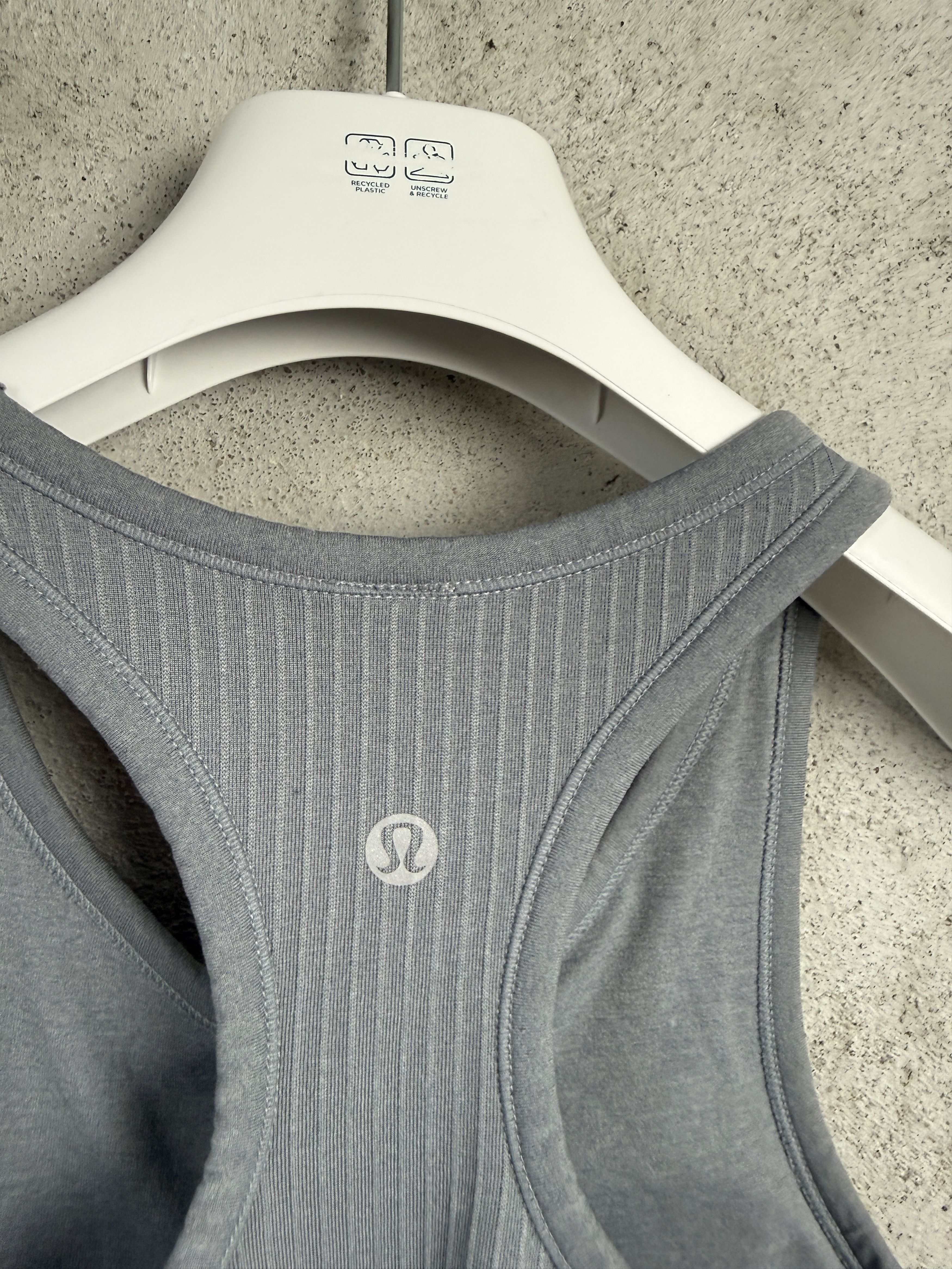 Lululemon Lululemon ribbed tank top t-shirt crop pilates gym Size M / US 6-8 / IT 42-44 - 4 Thumbnail