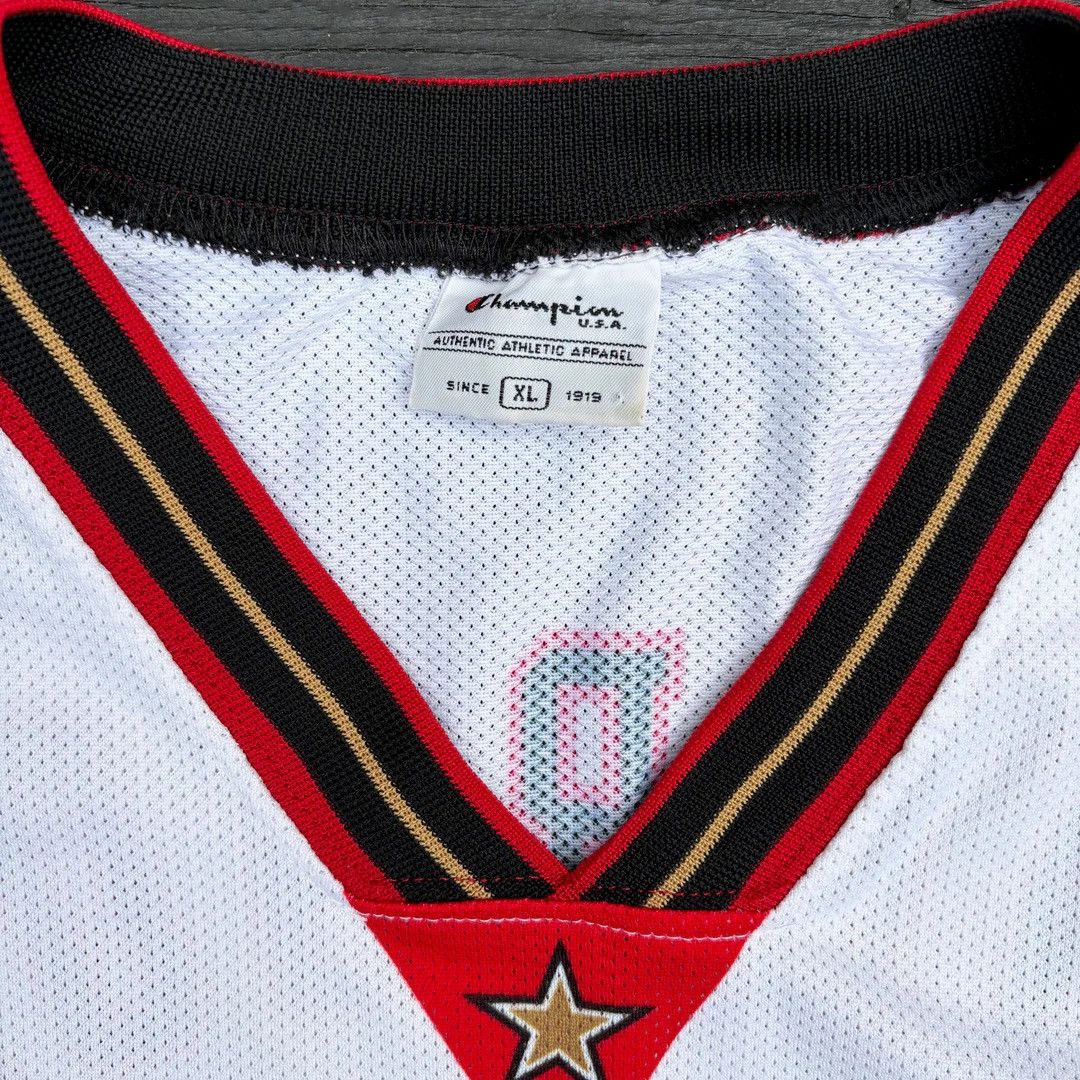 Champion 76ers Allen Iverson 2001 Vintage NBA Champion OG Jersey Size US XL / EU 56 / 4 - 4 Thumbnail