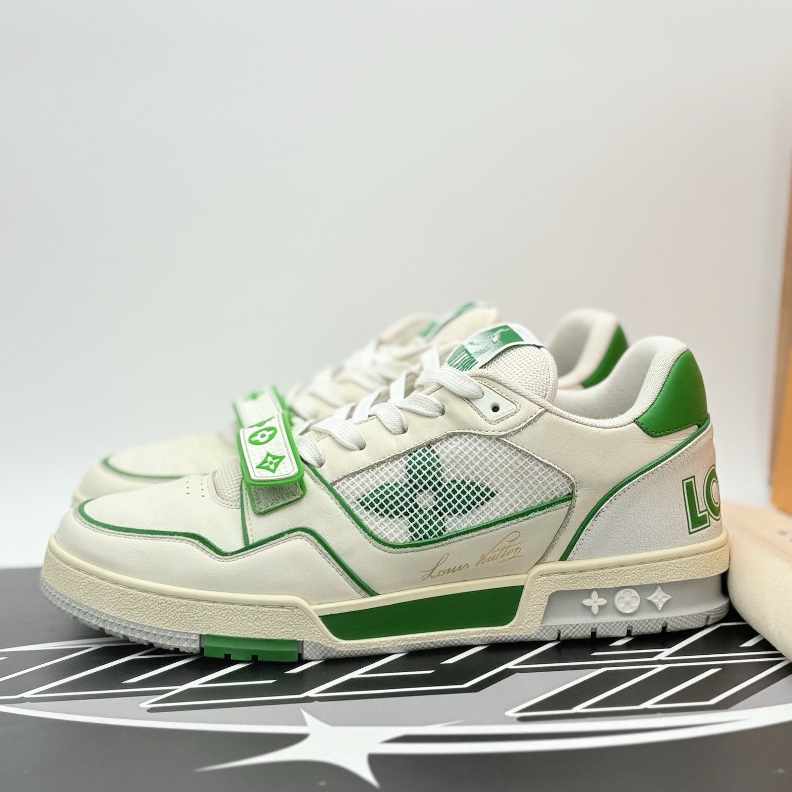 Louis Vuitton 11-11.5 Louis Vuitton Strap Trainer ' Green ' | SUPER CLEAN! Size US 11 / EU 44 - 1 Thumbnail