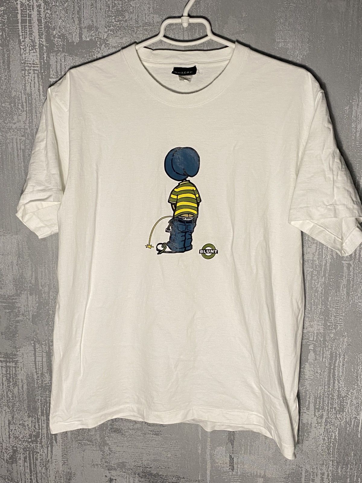 Vintage Vintage Blunt Skateboards T shirt Single Stitch Blunt Skate Size US L / EU 52-54 / 3 - 1 Thumbnail