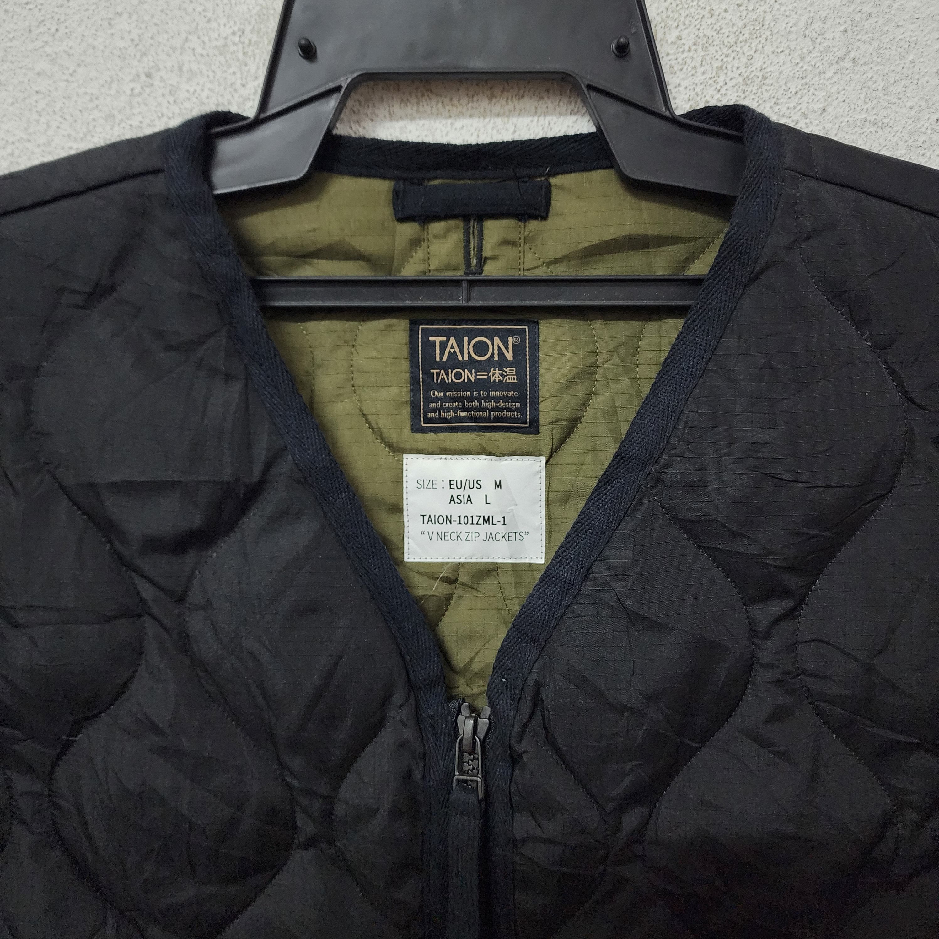 TAION TAION Quilted V Neck Zip Jacket Size US M / EU 48-50 / 2 - 6 Thumbnail