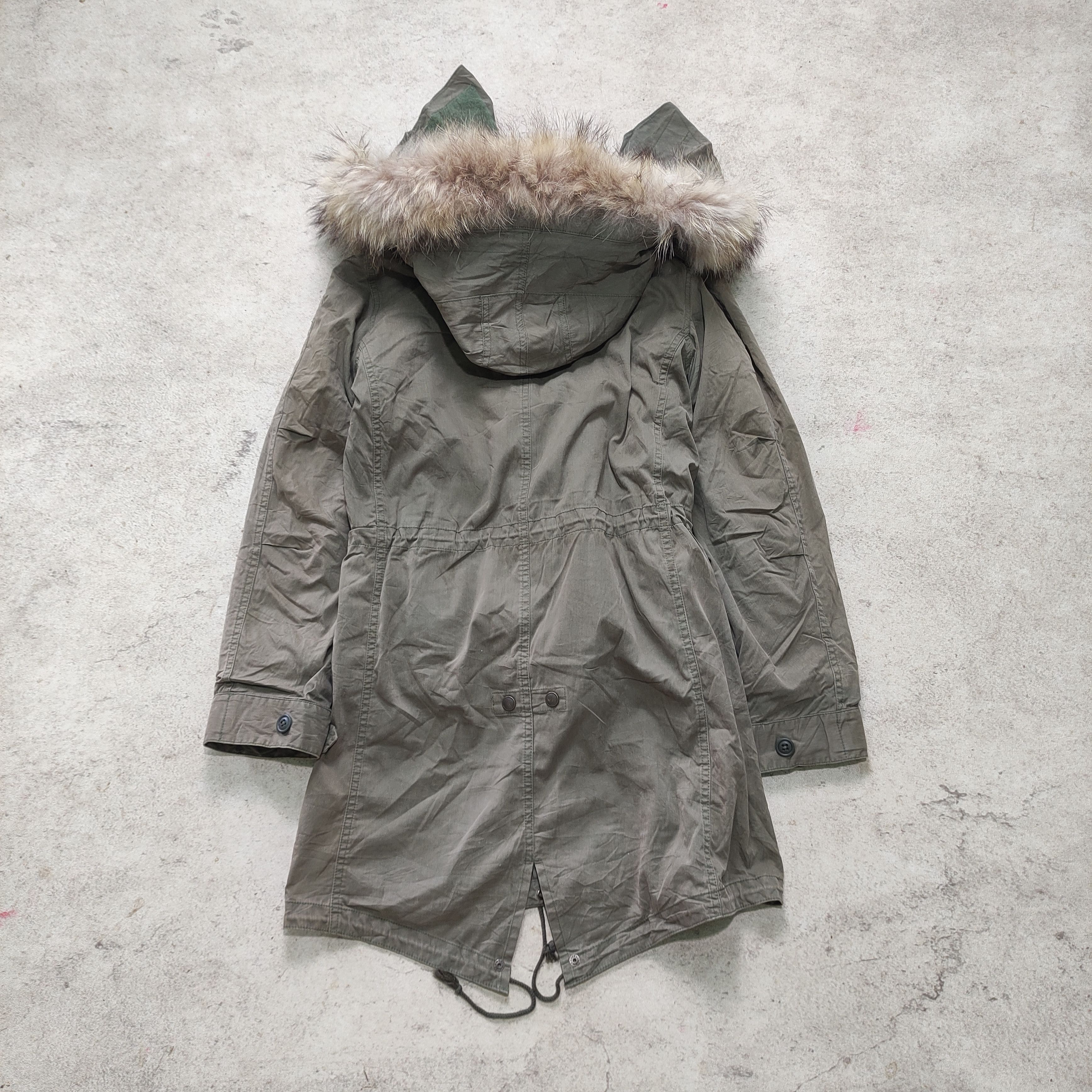Le Grande Bleu (L.G.B.) Nano Universe Fishtail “Wizard” Fur Parka style G.O.A Size US M / EU 48-50 / 2 - 4 Thumbnail