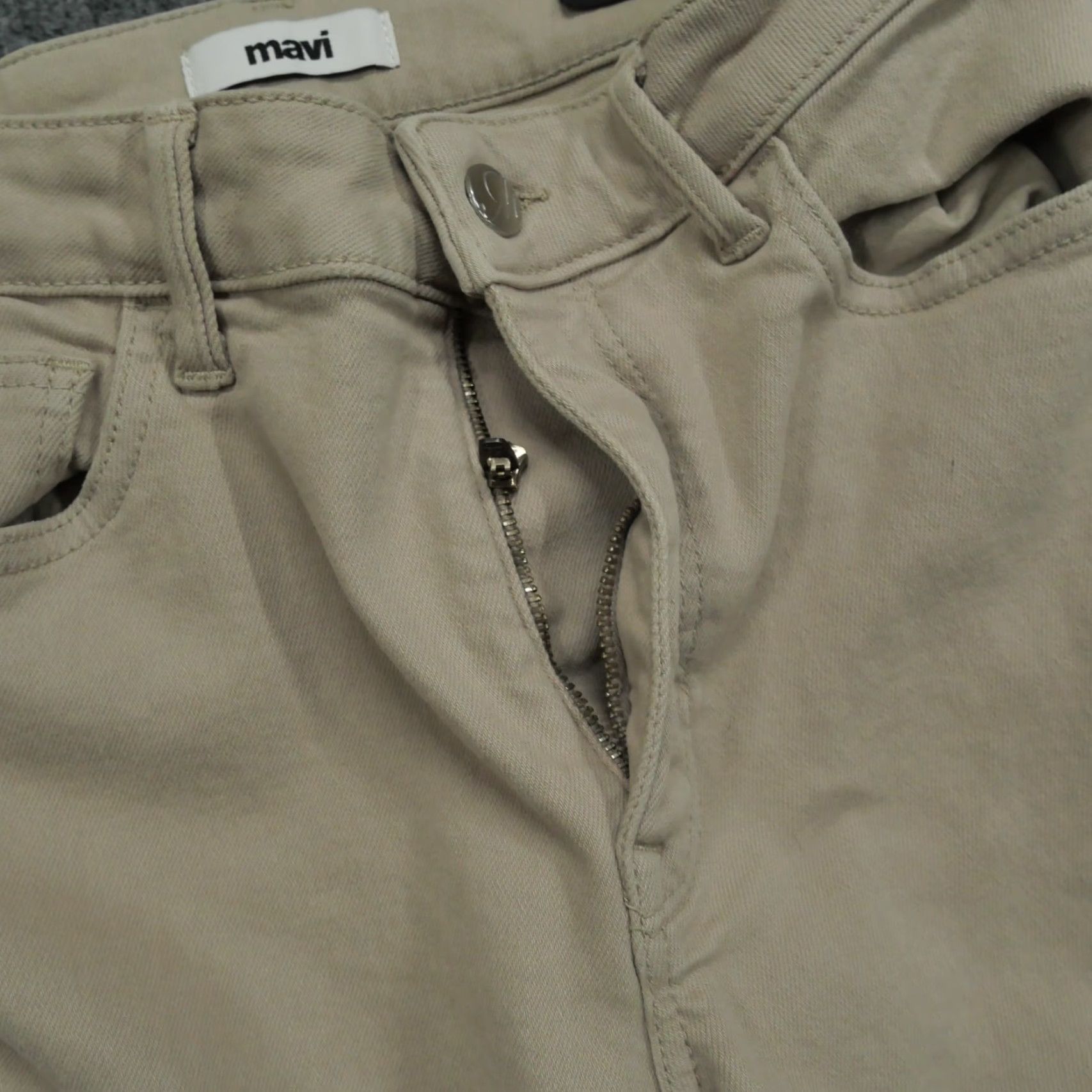 Mavi Mavi Jeans Womens 27 Tan Khaki Viola High Rise Slim Straight Cropped 26x26 Denim Pocket 5-Pocket Beige Cotton Blend Regular Womens Jeans Size 26" / US 2 / IT 38 - 5 Thumbnail